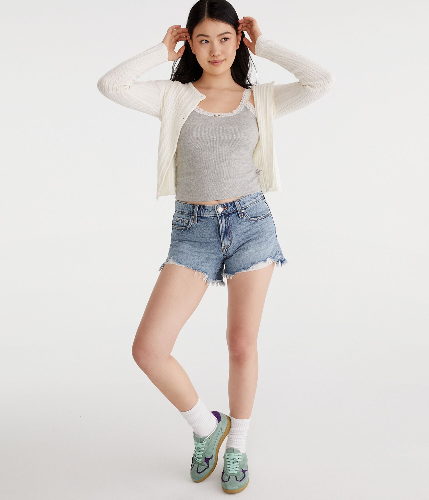 Low-Rise Baggy Denim Shorts 4"