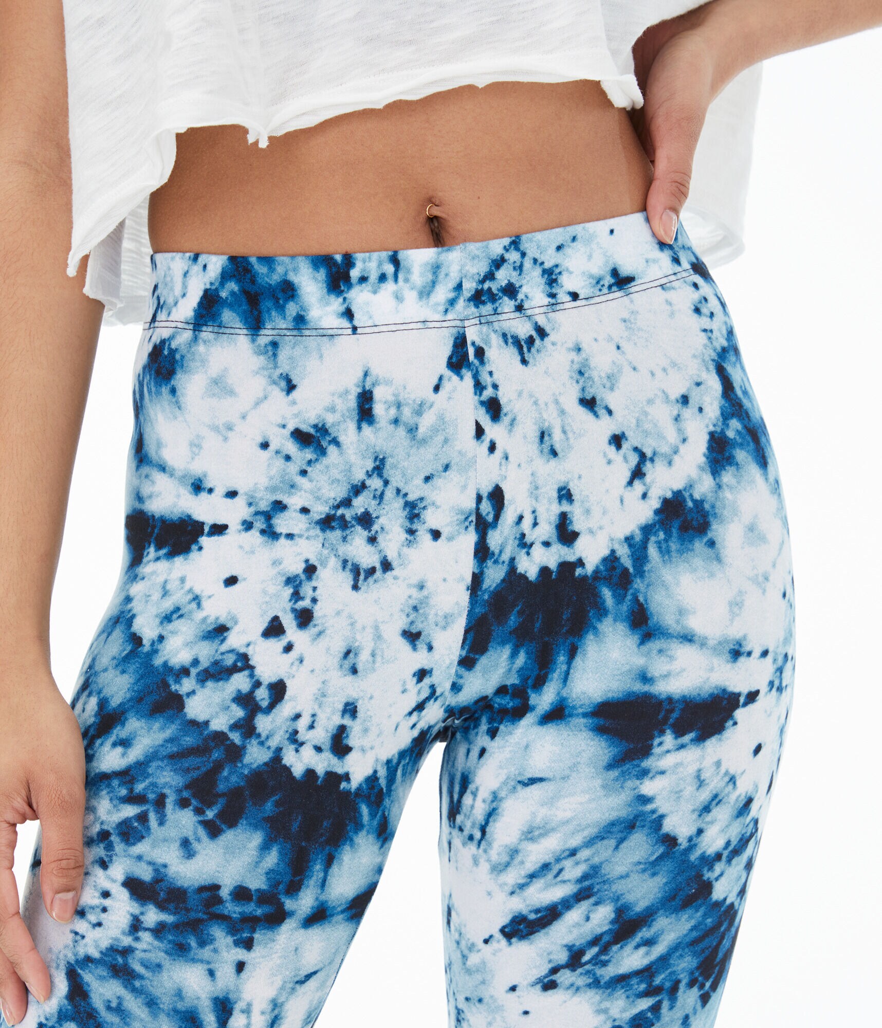 Tie-Dye High-Rise Leggings***