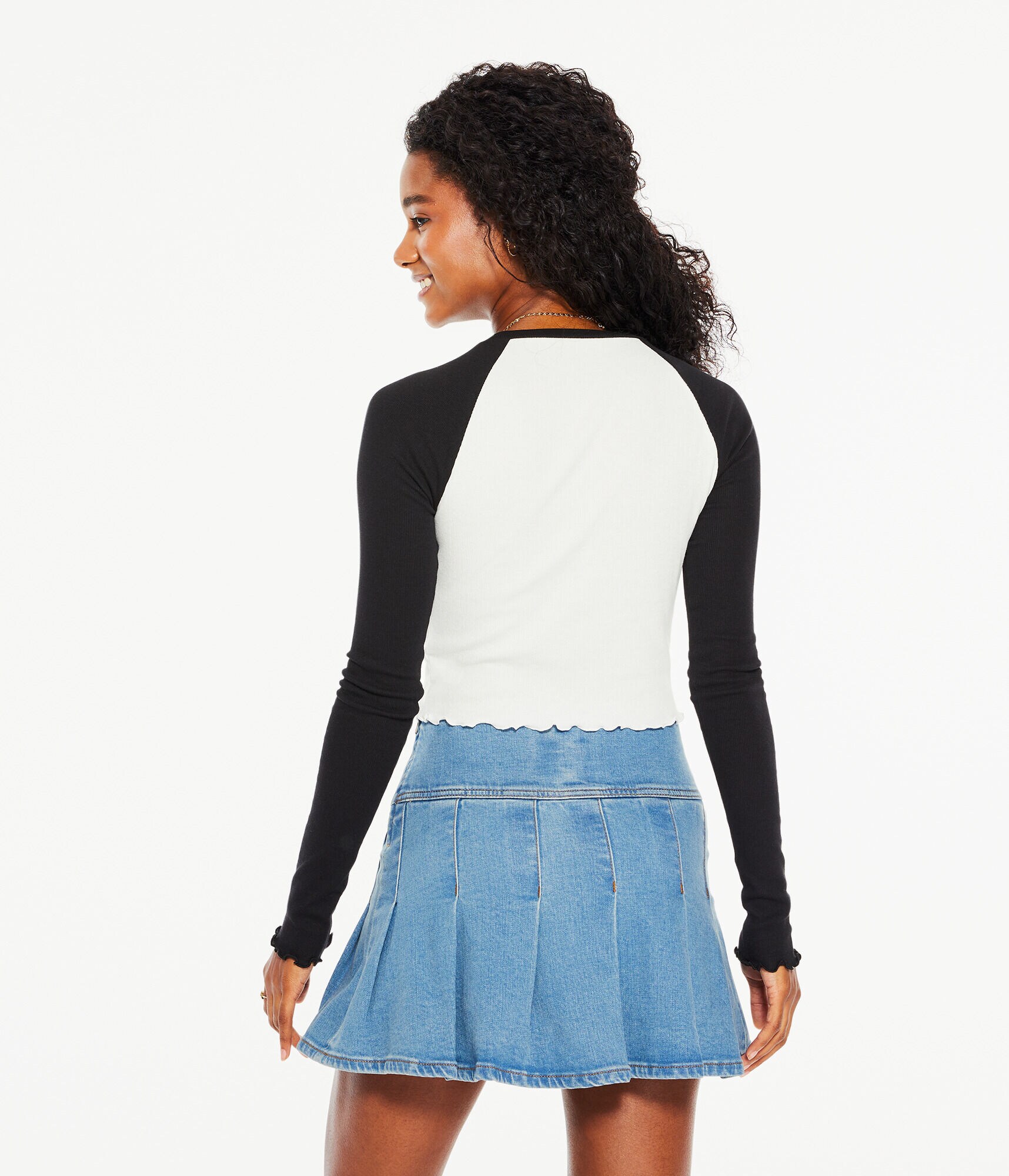 Long Sleeve California Cropped Raglan Shrunken Tee