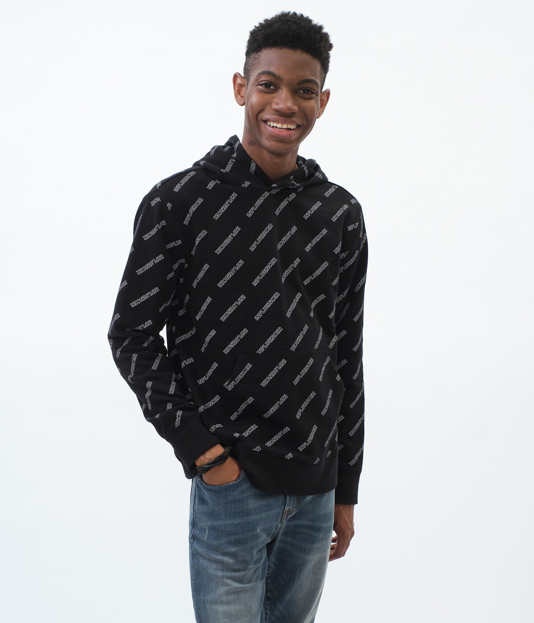 Influencer Pullover Hoodie