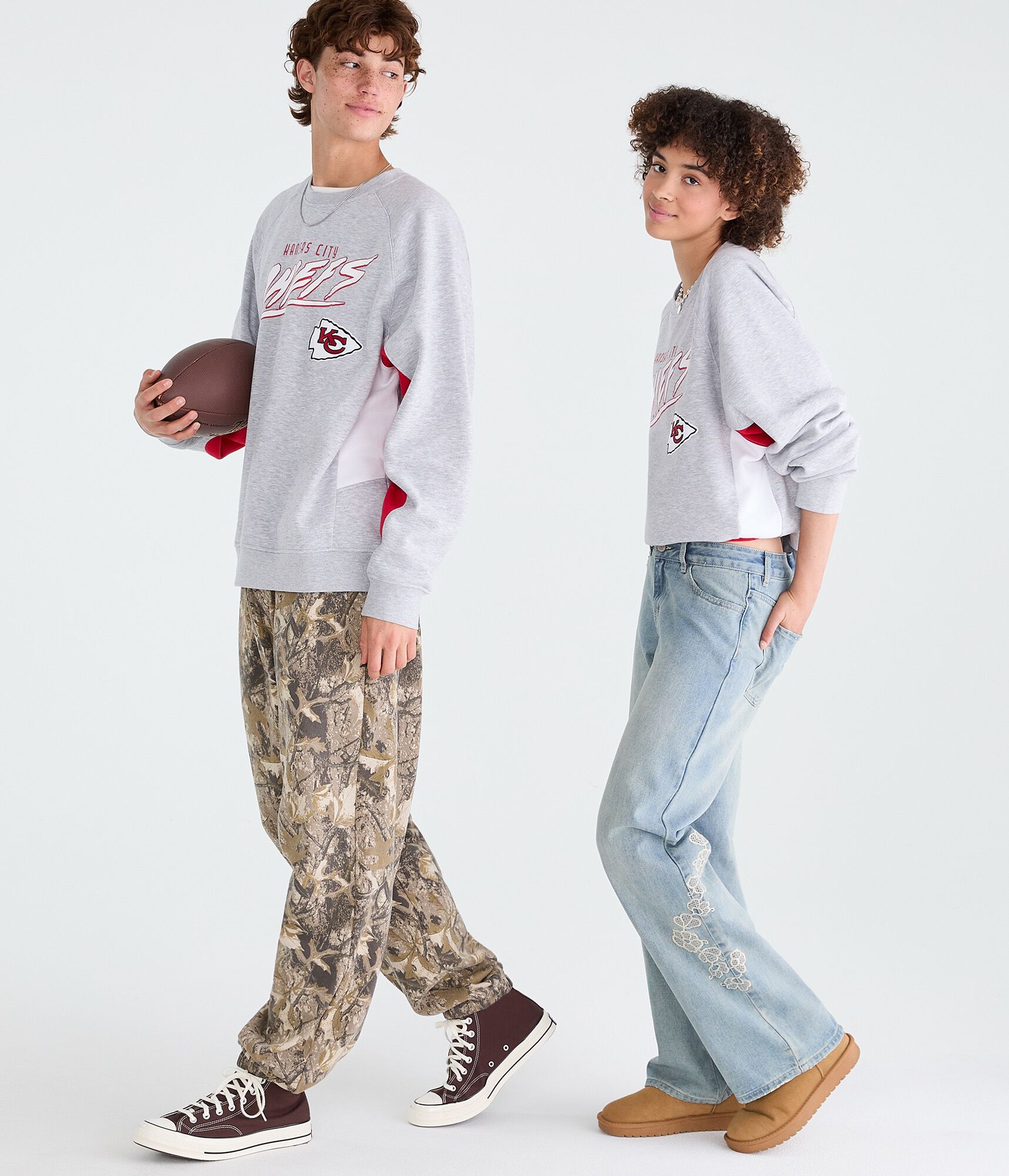 Kansas City Chiefs Colorblock Crew Sweatshirt
