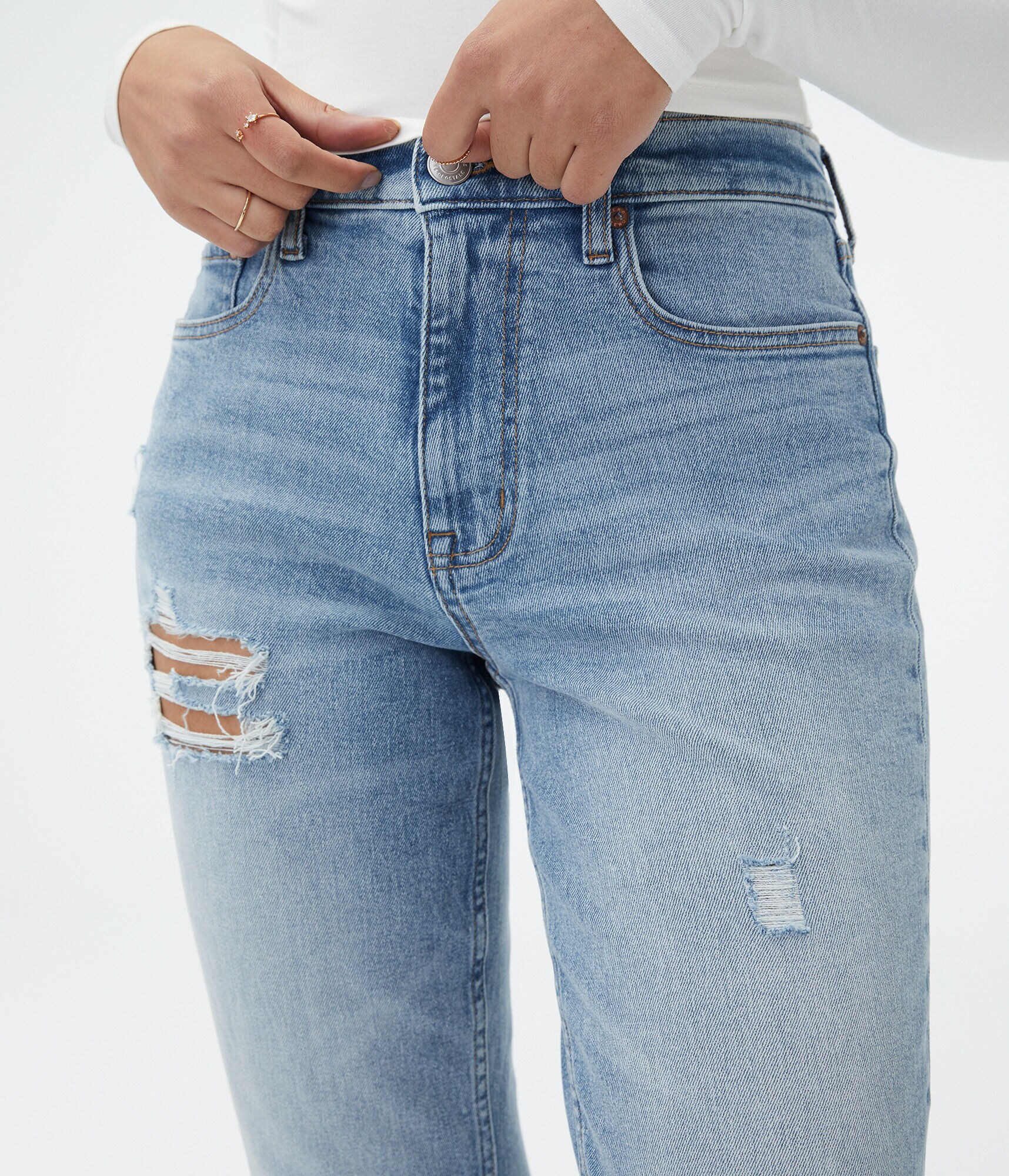High-Rise Stretch Mom Jean