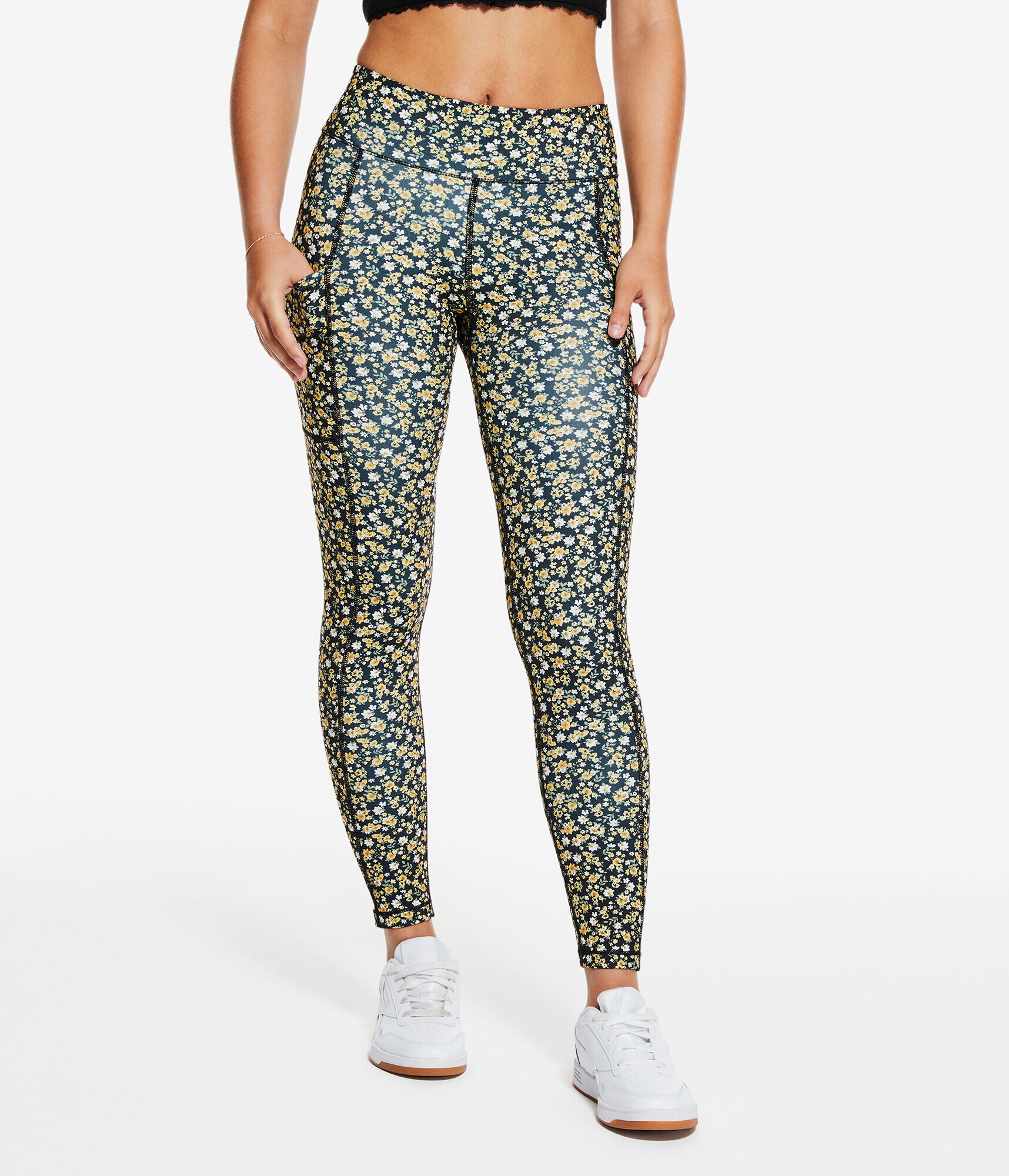 FLOWER 10 POCKETS SHORT LEGGINGS(WOMEN) FLOWER 10 POCKETS SHORT LEGGINGS(WOMEN) FLOWER 10 POCKETS