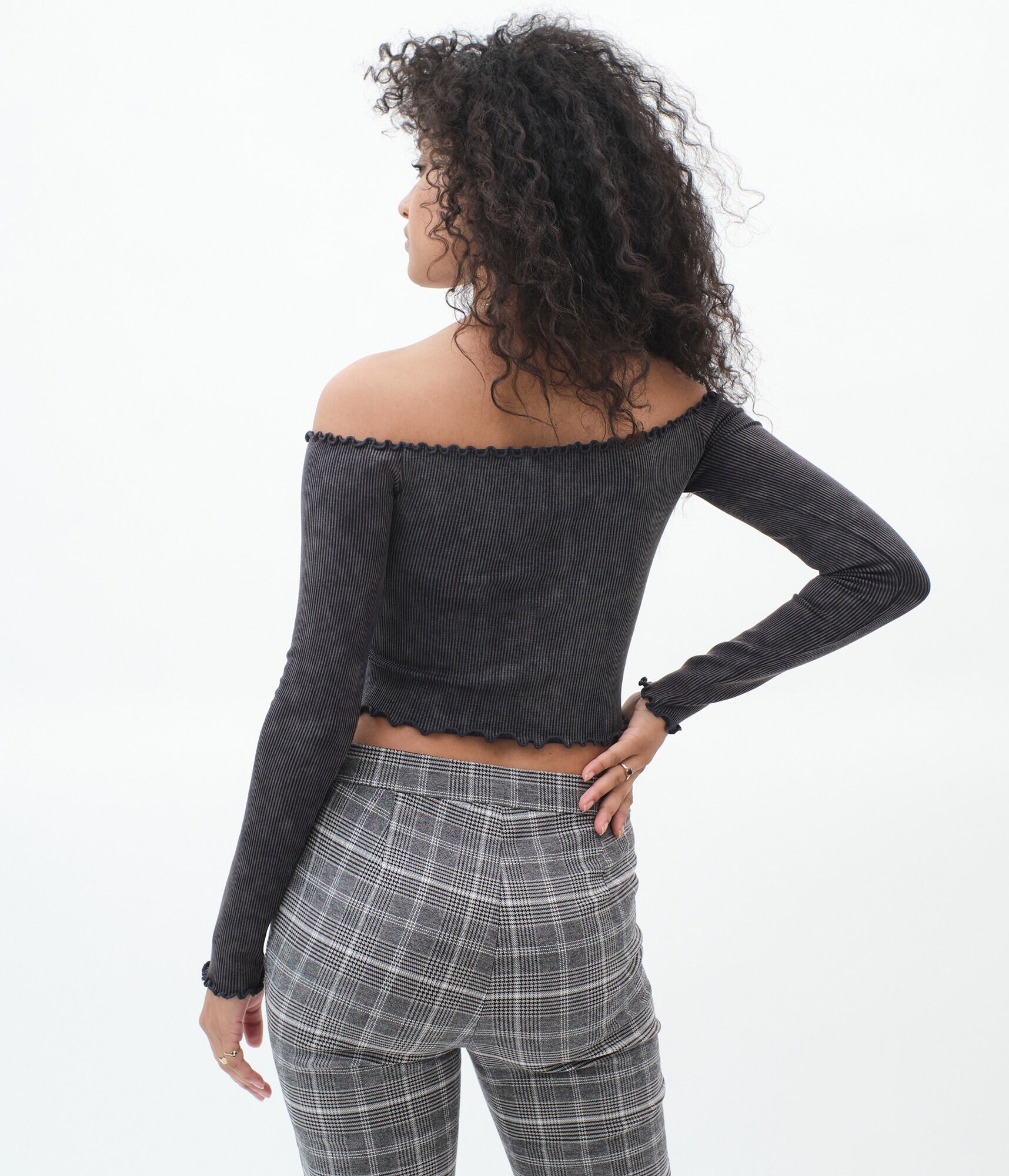 Long Sleeve Seamless Acid Wash Off-The-Shoulder Crop Top