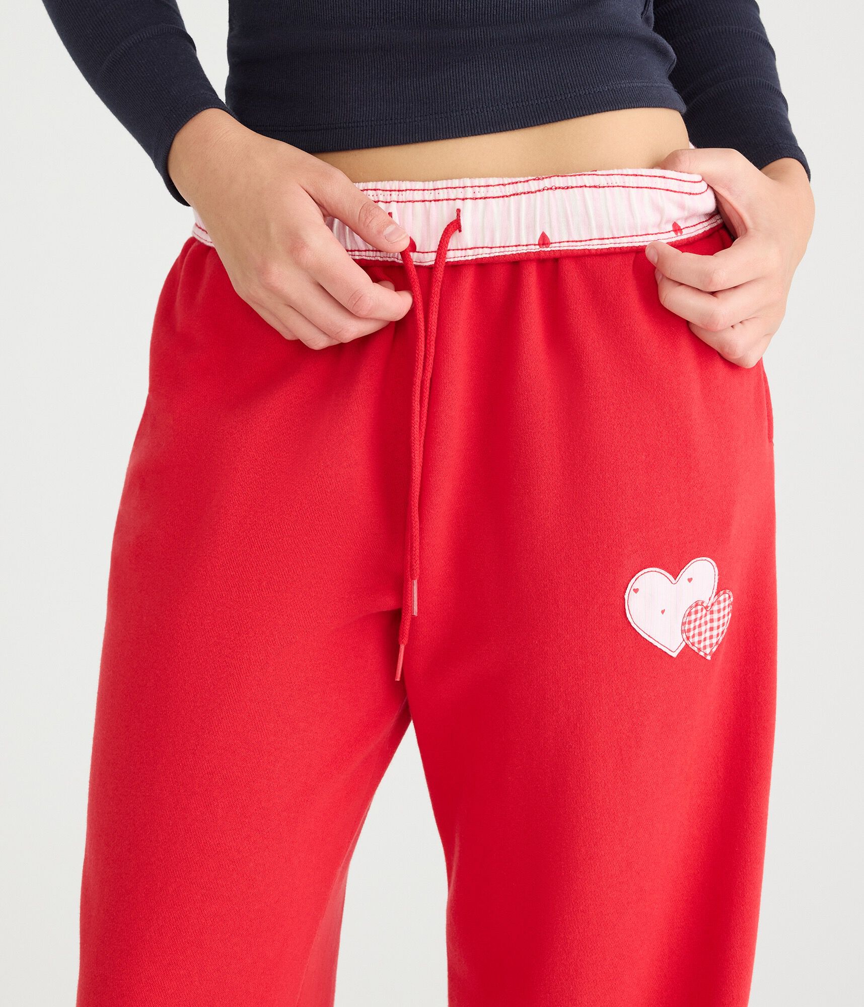 Cloud Soft Heart Patch High-Rise Straight Leg Sweatpants