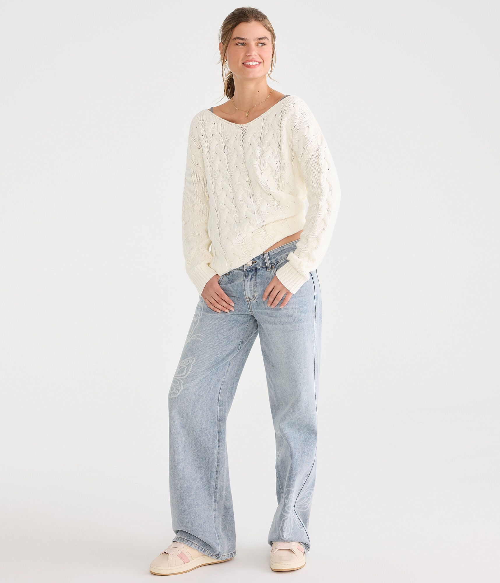 Low-Rise Baggy Wide Leg Butterflies Jean