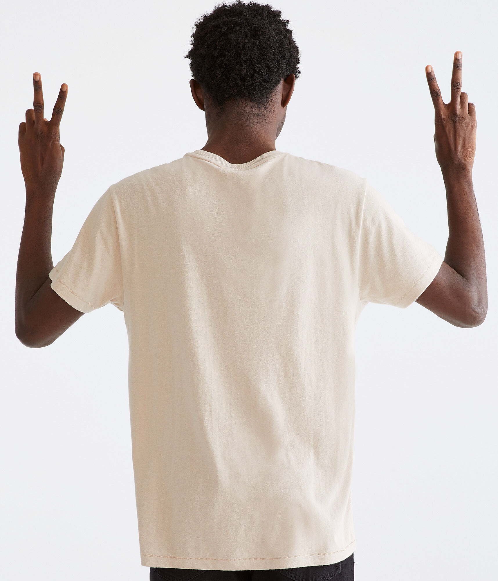 Aero Eighty Seven Appliqu&eacute; Graphic Tee