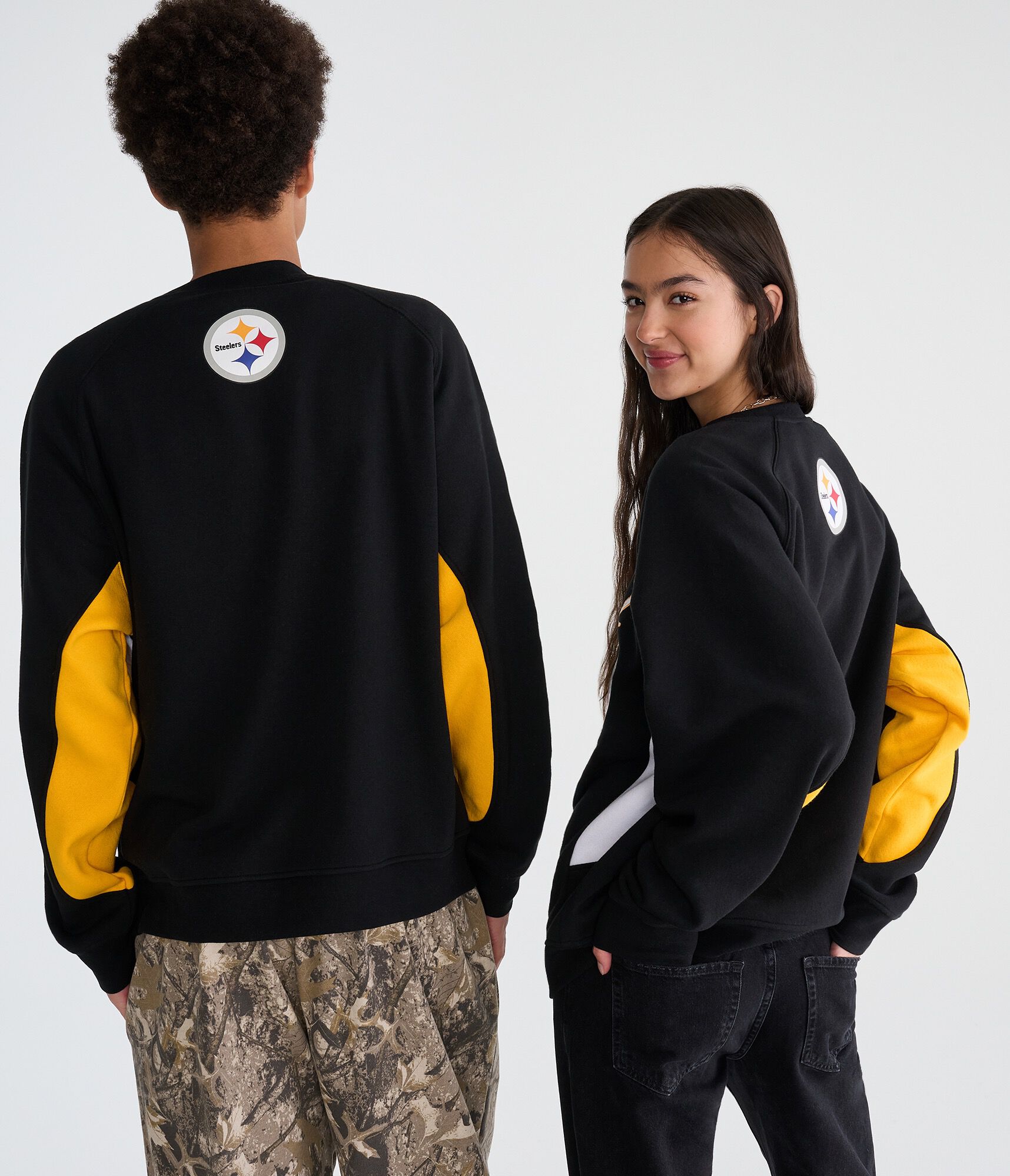 Pittsburgh Steelers Colorblock Crew Sweatshirt