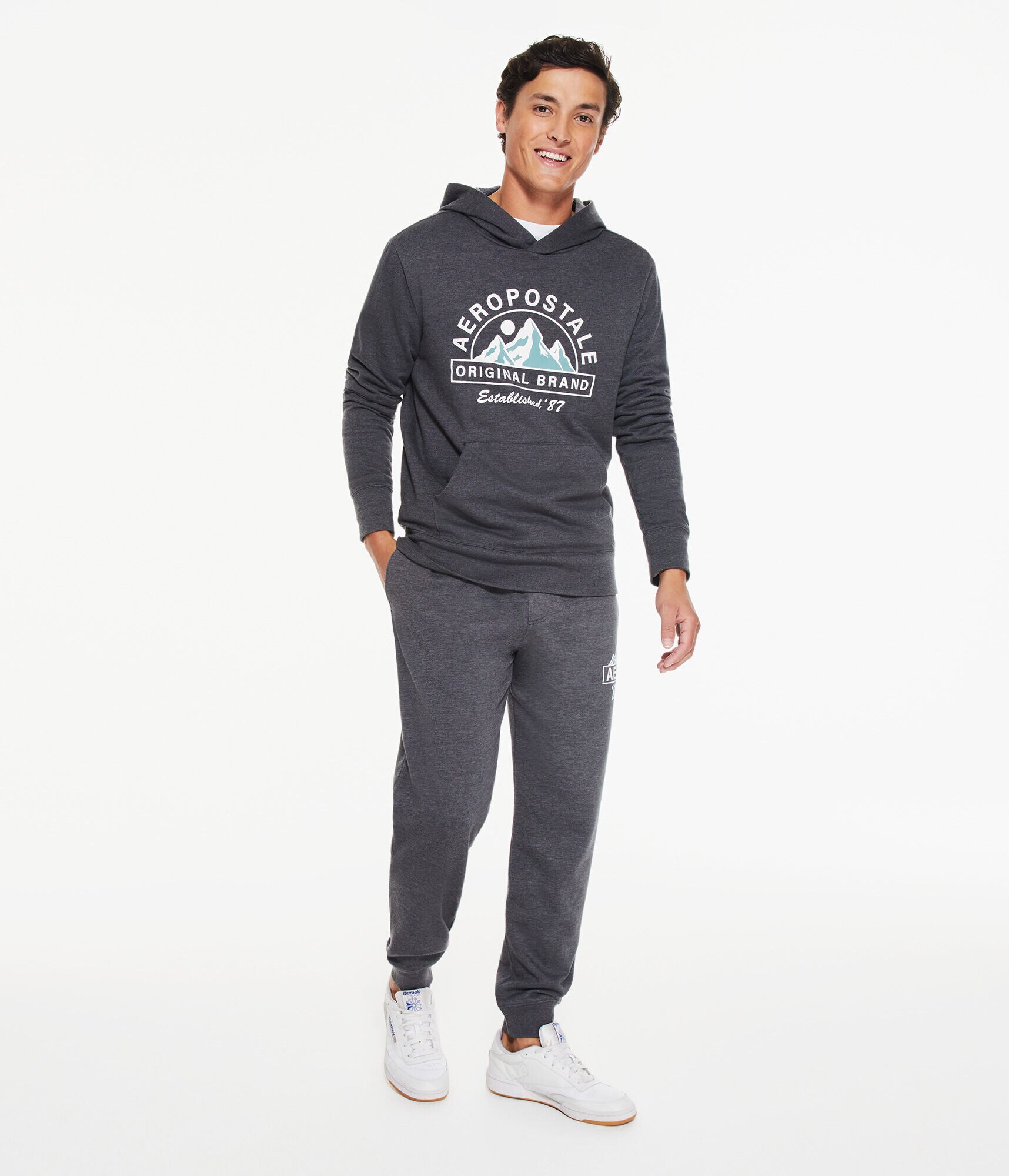 Aeropostale Mountains Pullover Hoodie