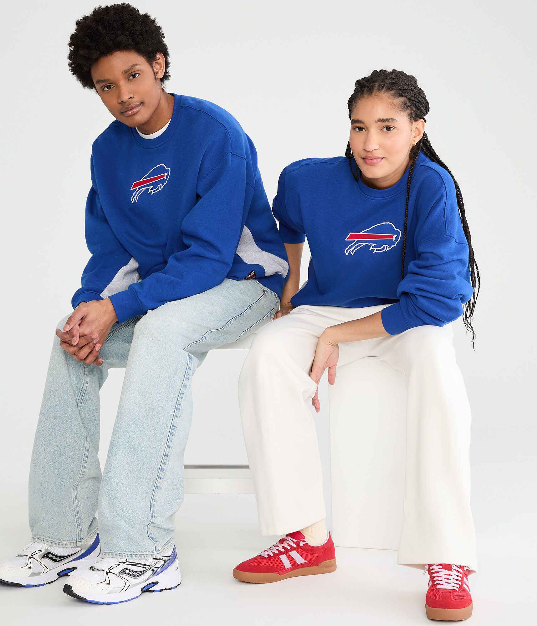 Buffalo Bills Logo Crew Sweatshirt