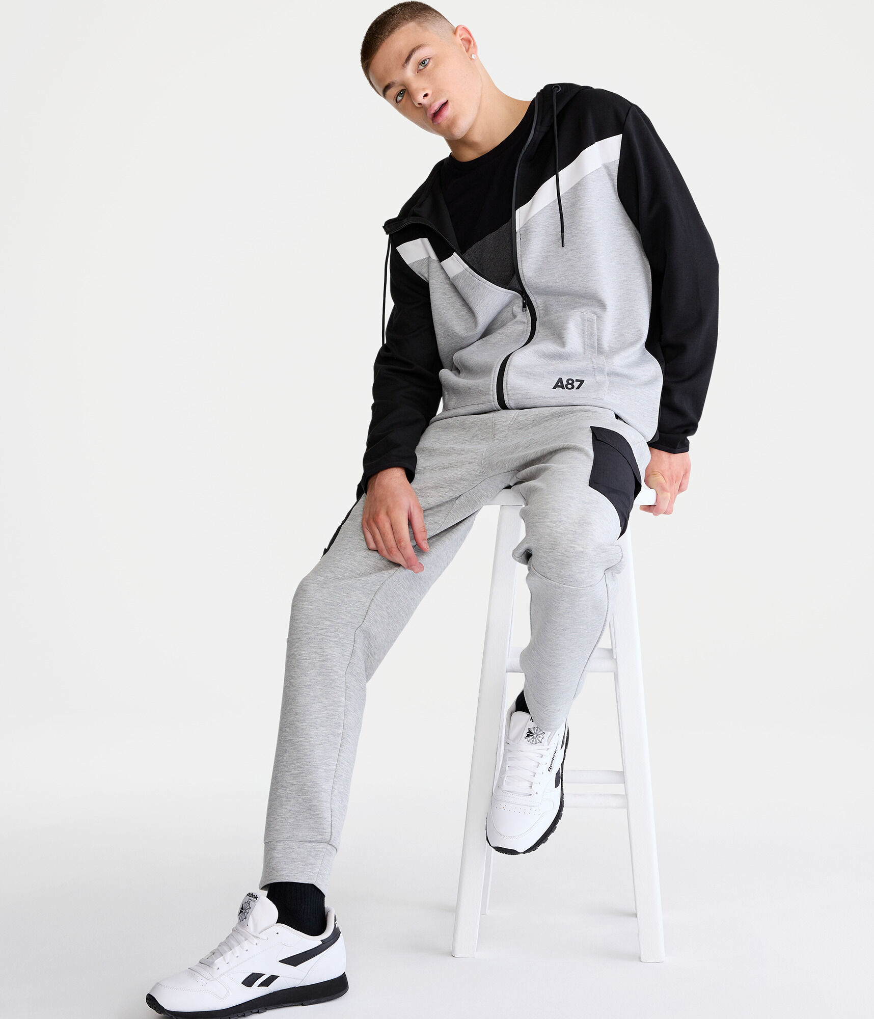 Aero MVMNT Tech Fleece Full-Zip Hoodie