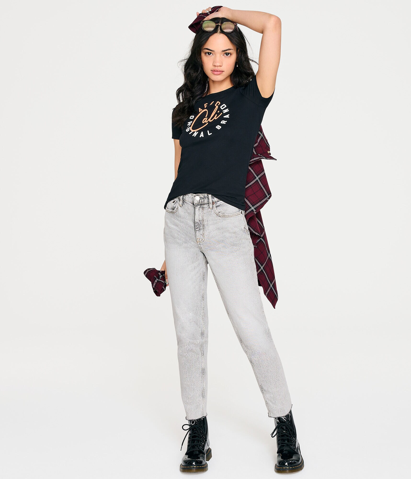 Aero Cali Circle Graphic Tee