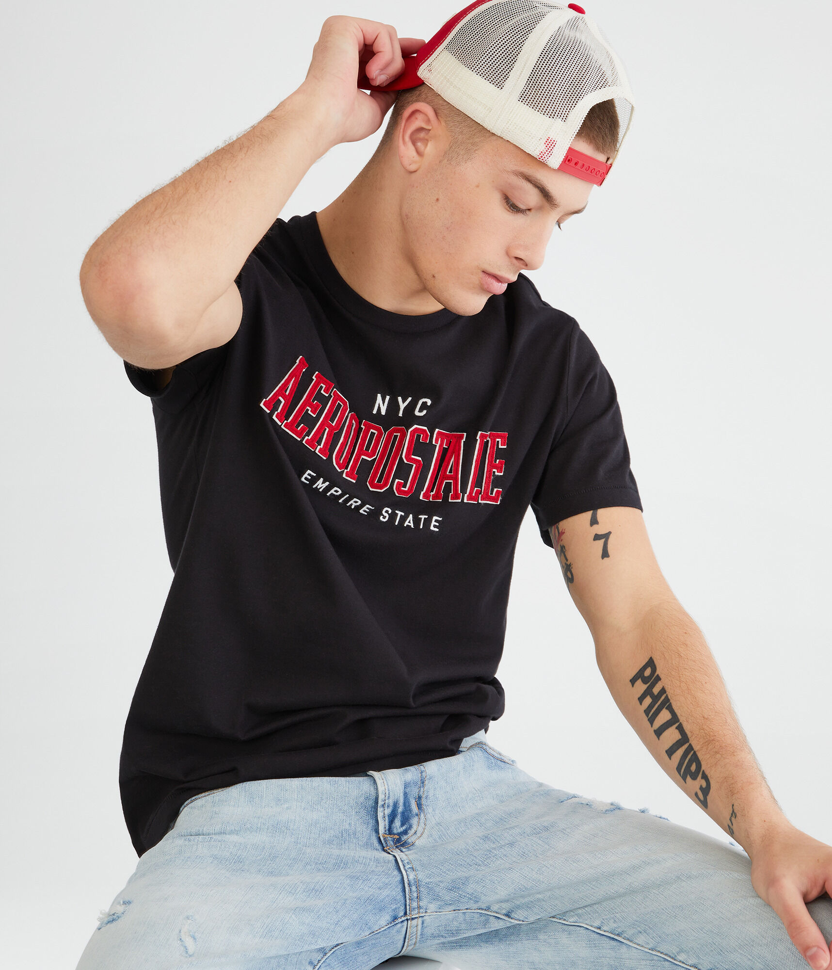 Aeropostale Empire State Appliqu&eacute; Graphic Tee