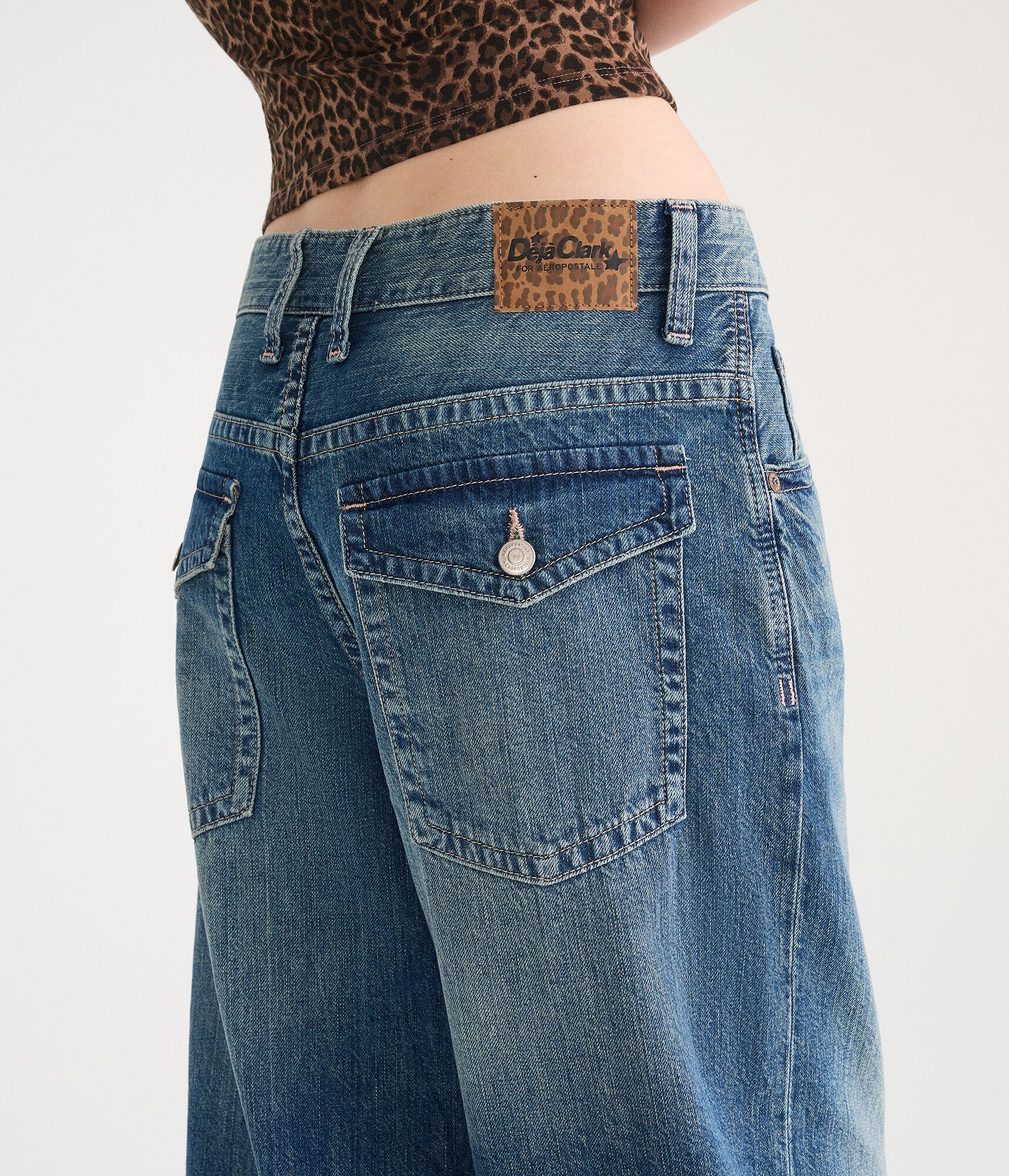 D&eacute;j&agrave; For Aero Low-Rise Super Baggy Leopard Waistband Jean