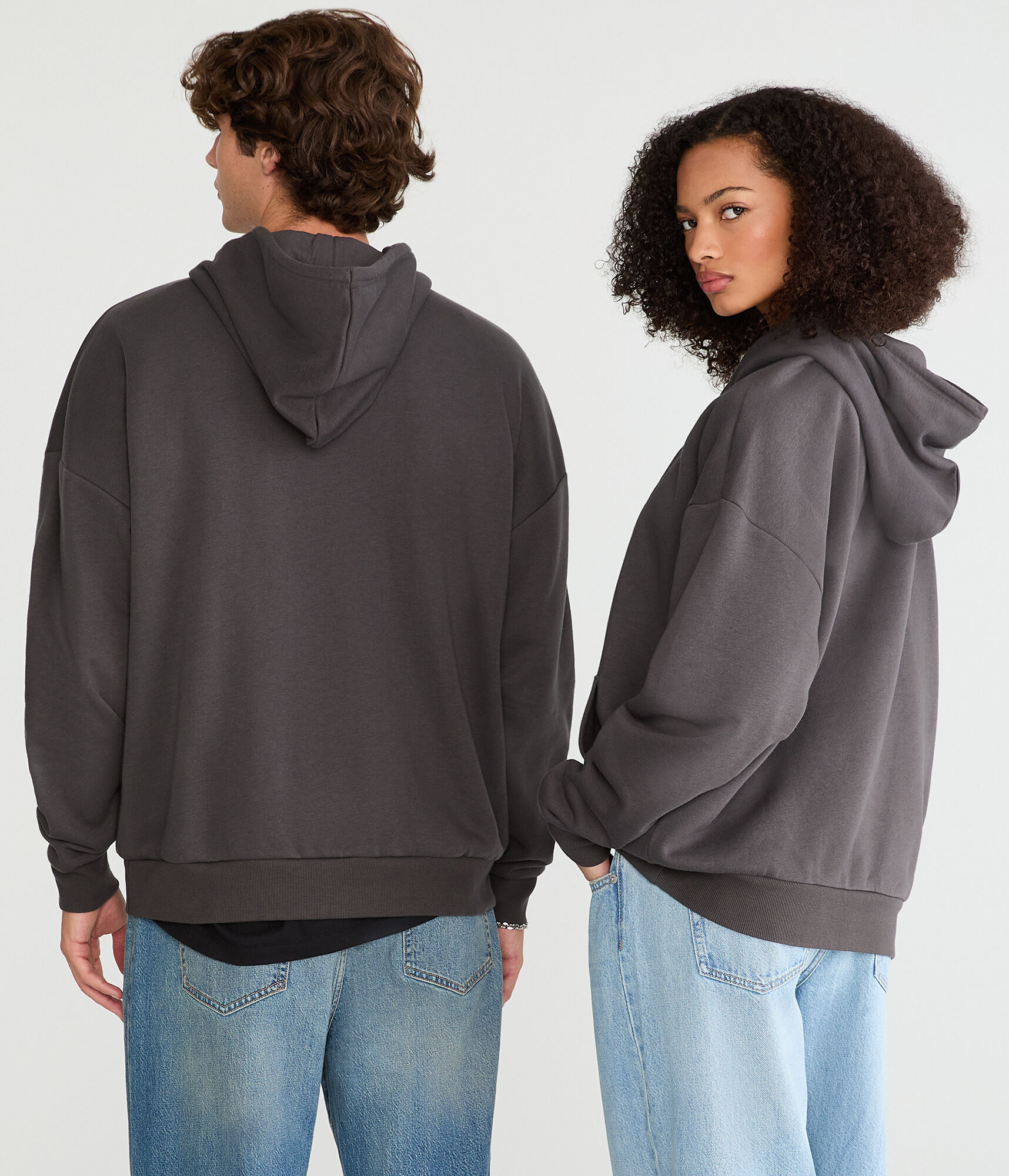 Hello Kitty | Aero Tonal Teddy Pullover Hoodie