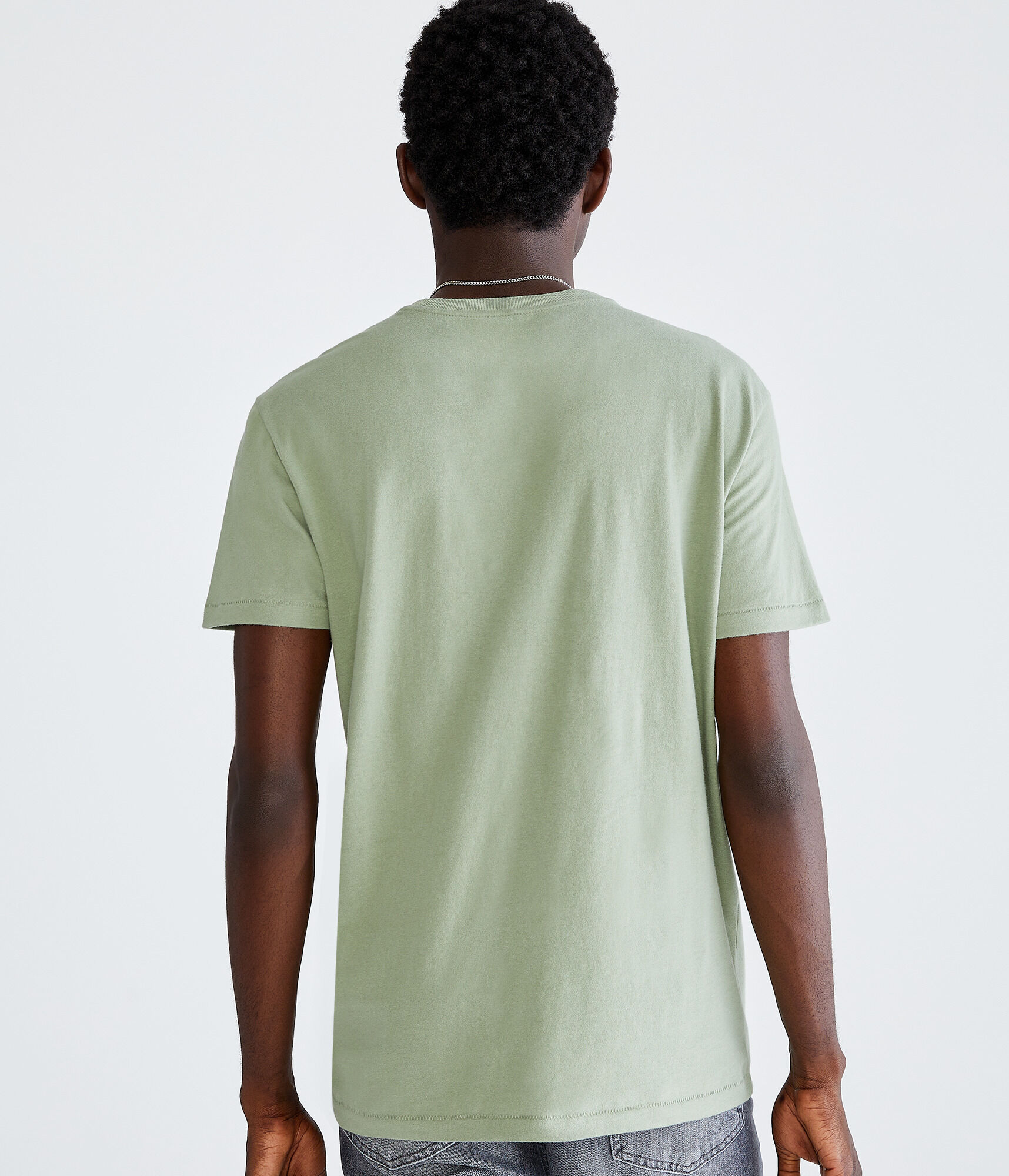 Aeropostale West Coast Appliqu&eacute; Graphic Tee