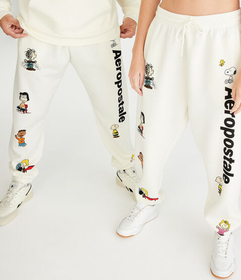 Peanuts® | Aéropostale Snoopy & Friends Jogger Sweatpants Peanuts® | Aéropostale Snoopy & Friends Jogger Sweatpants