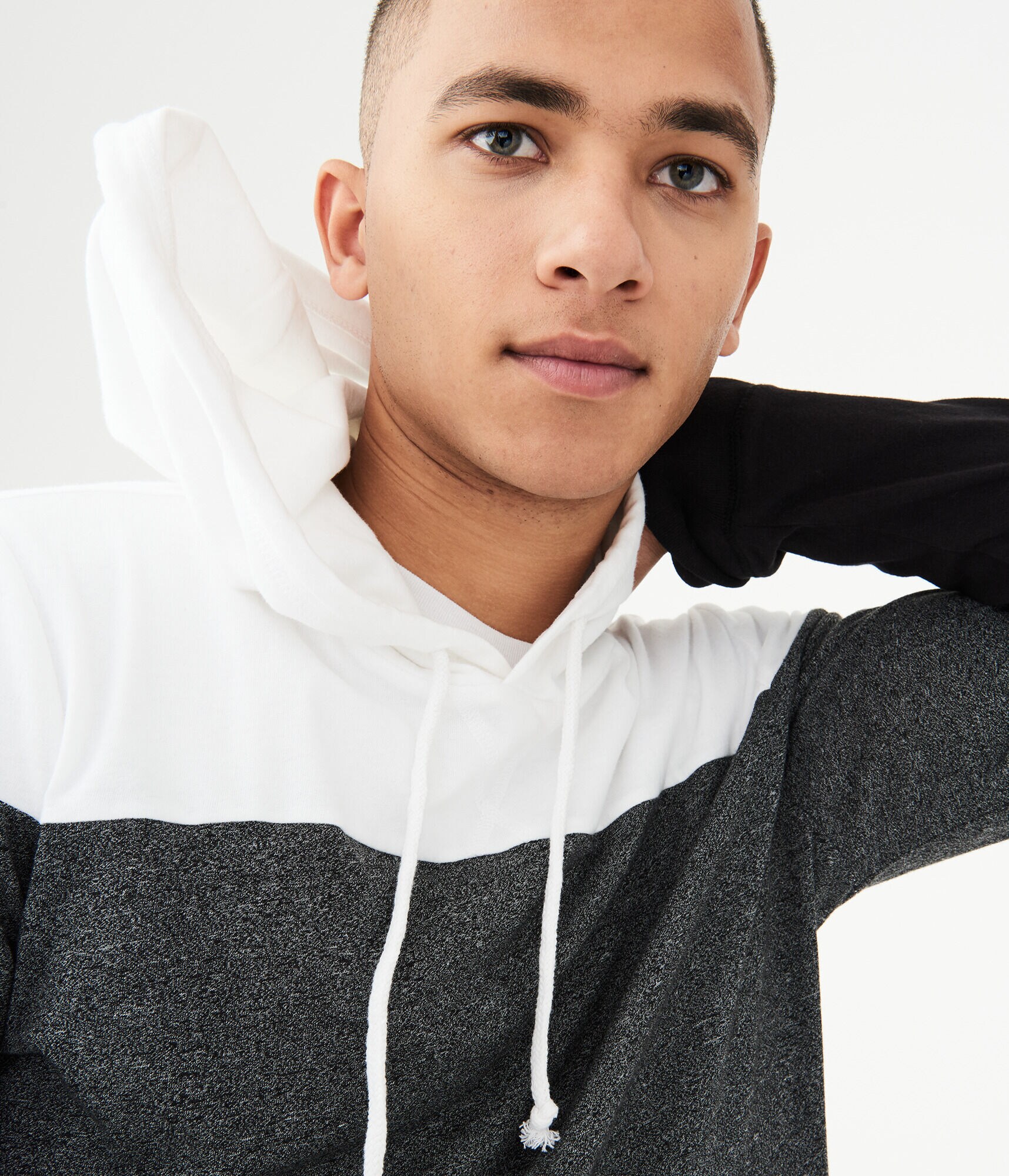 Long Sleeve Colorblock Hooded Tee***