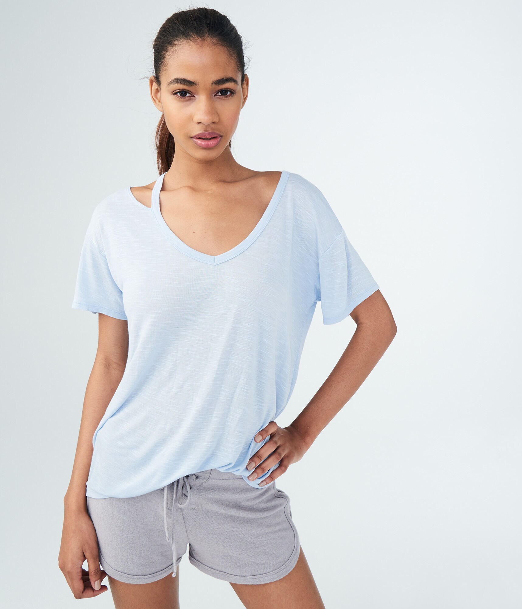 LLD Bestie 02 V-Neck Graphic Tee