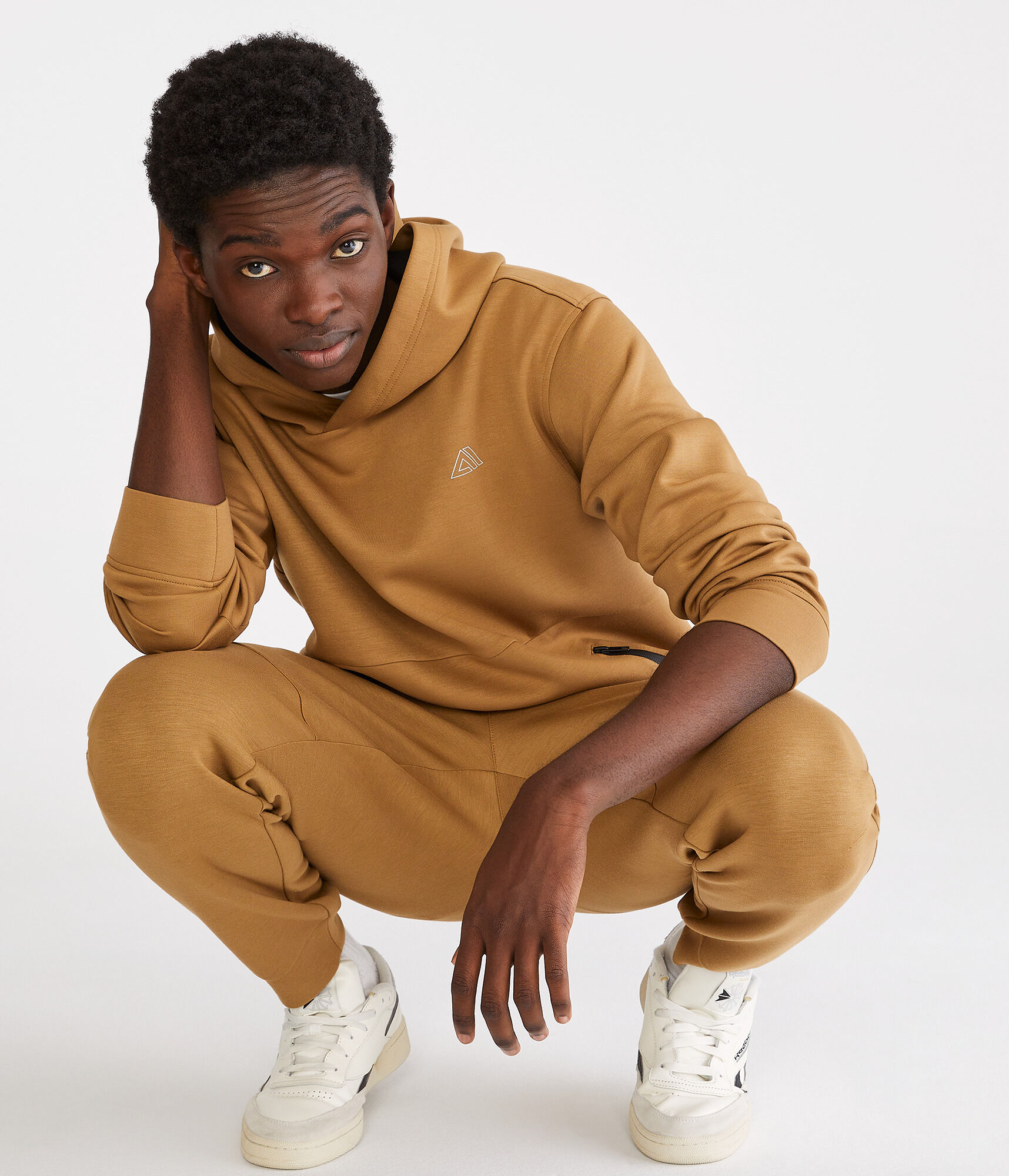 Aero MVMNT Tech Fleece Pullover Hoodie