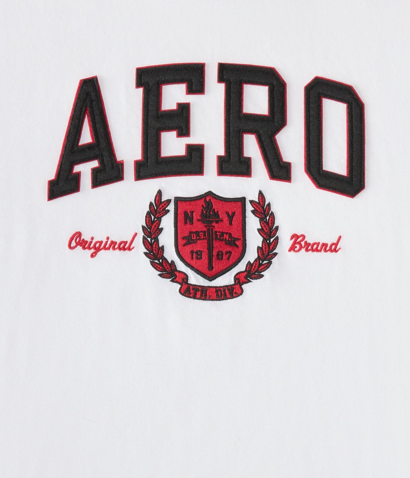 Aero Crest Appliqu&eacute; Graphic Tee
