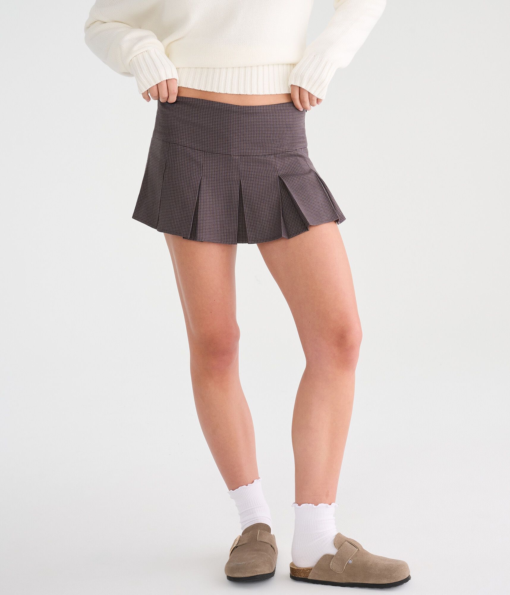 Houndstooth Pleated Low-Rise Mini Skirt