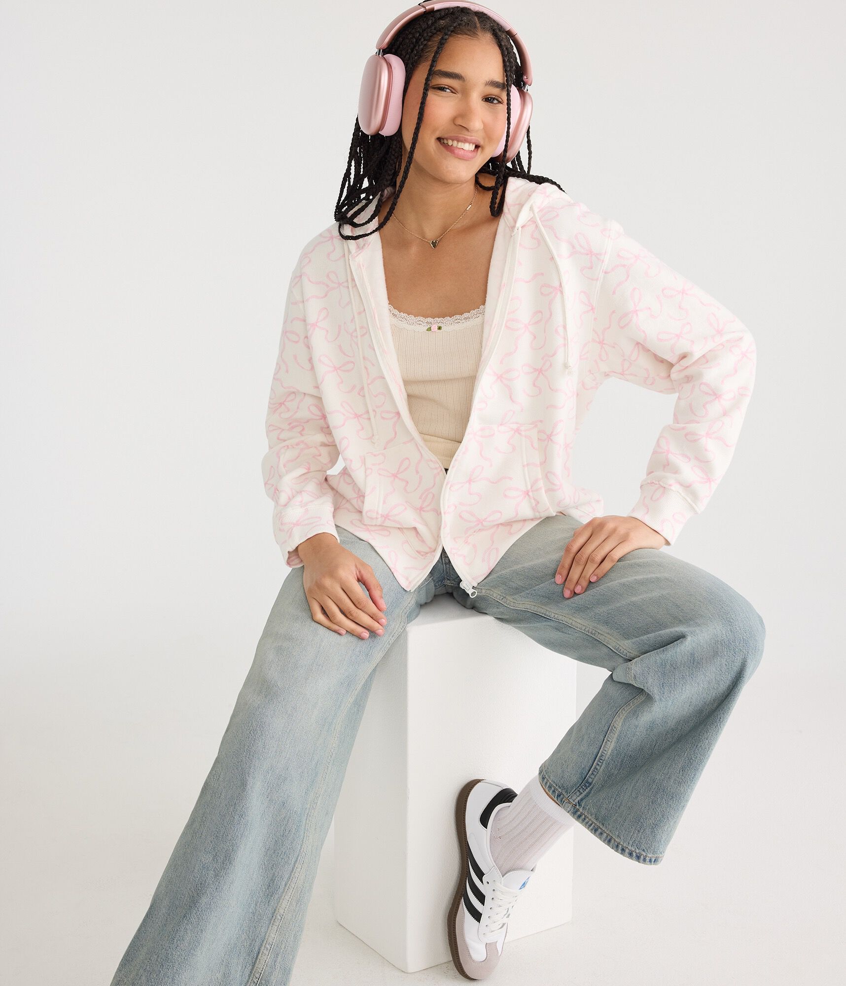 Cloud Soft Bows Oversized Full-Zip Hoodie