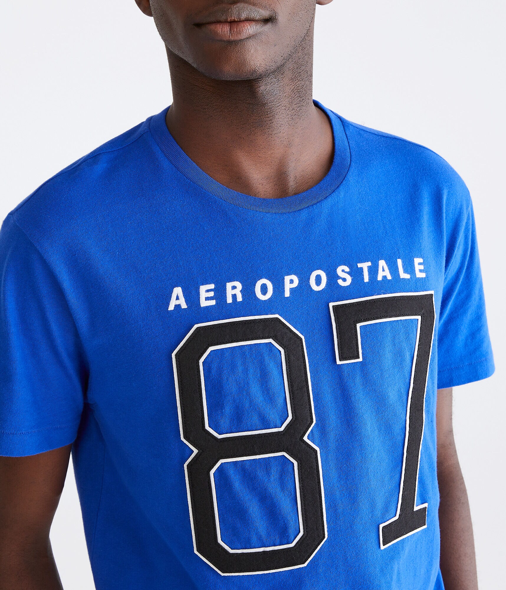 Aeropostale Large 87 Appliqu&eacute; Graphic Tee