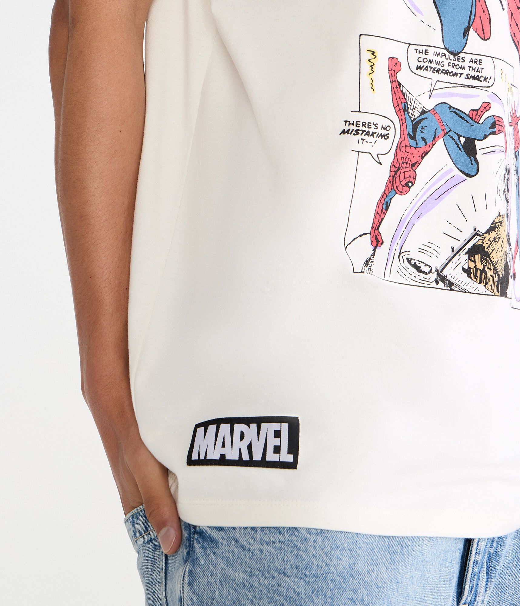 Marvel | A&eacute;ropostale Starring Spider-Man Graphic Tee