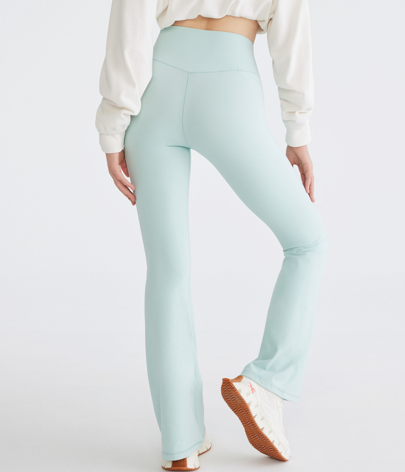 Air Soft High-Rise V-Front Flare Leggings
