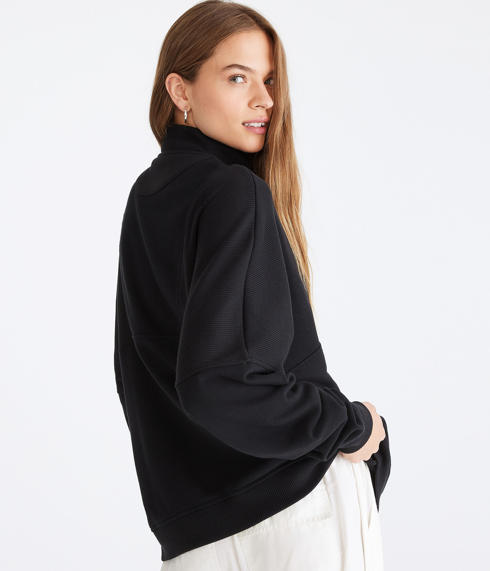 Ribbed Mock-Neck Pullover Sweatshirt