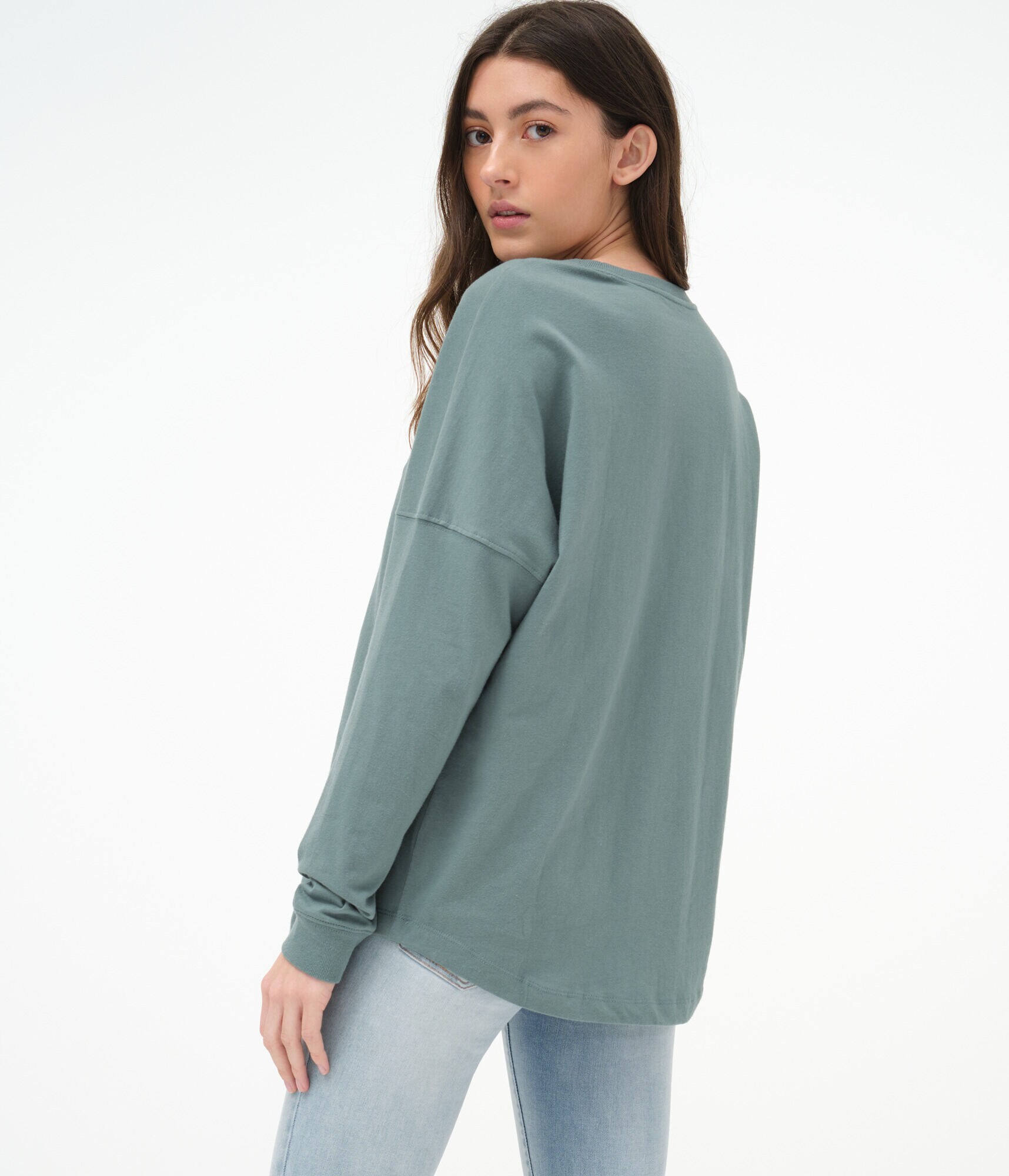 Long Sleeve Aero NYC Logo Oversized Graphic Tee