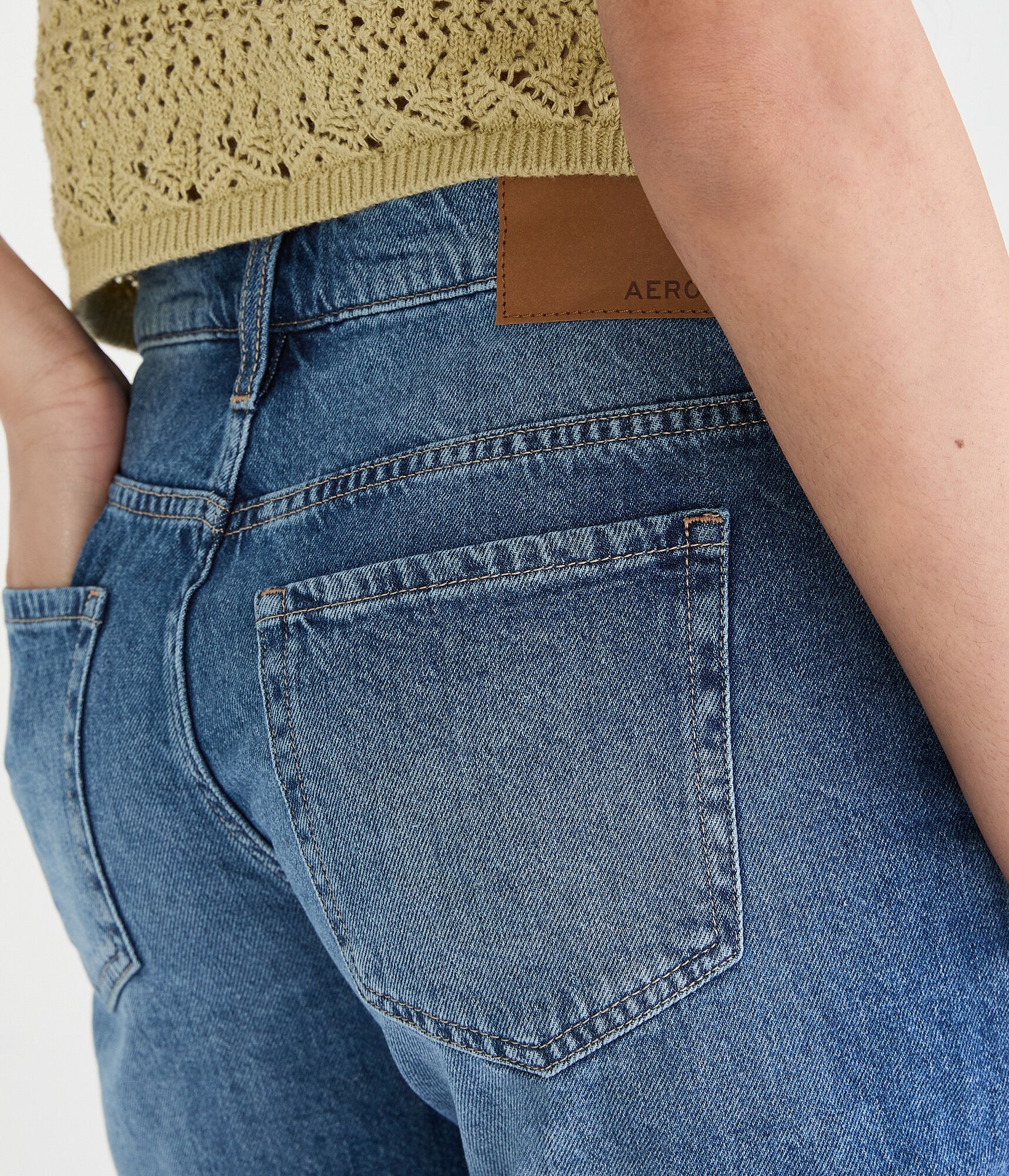 Low-Rise Baggy Denim Shorts 6"