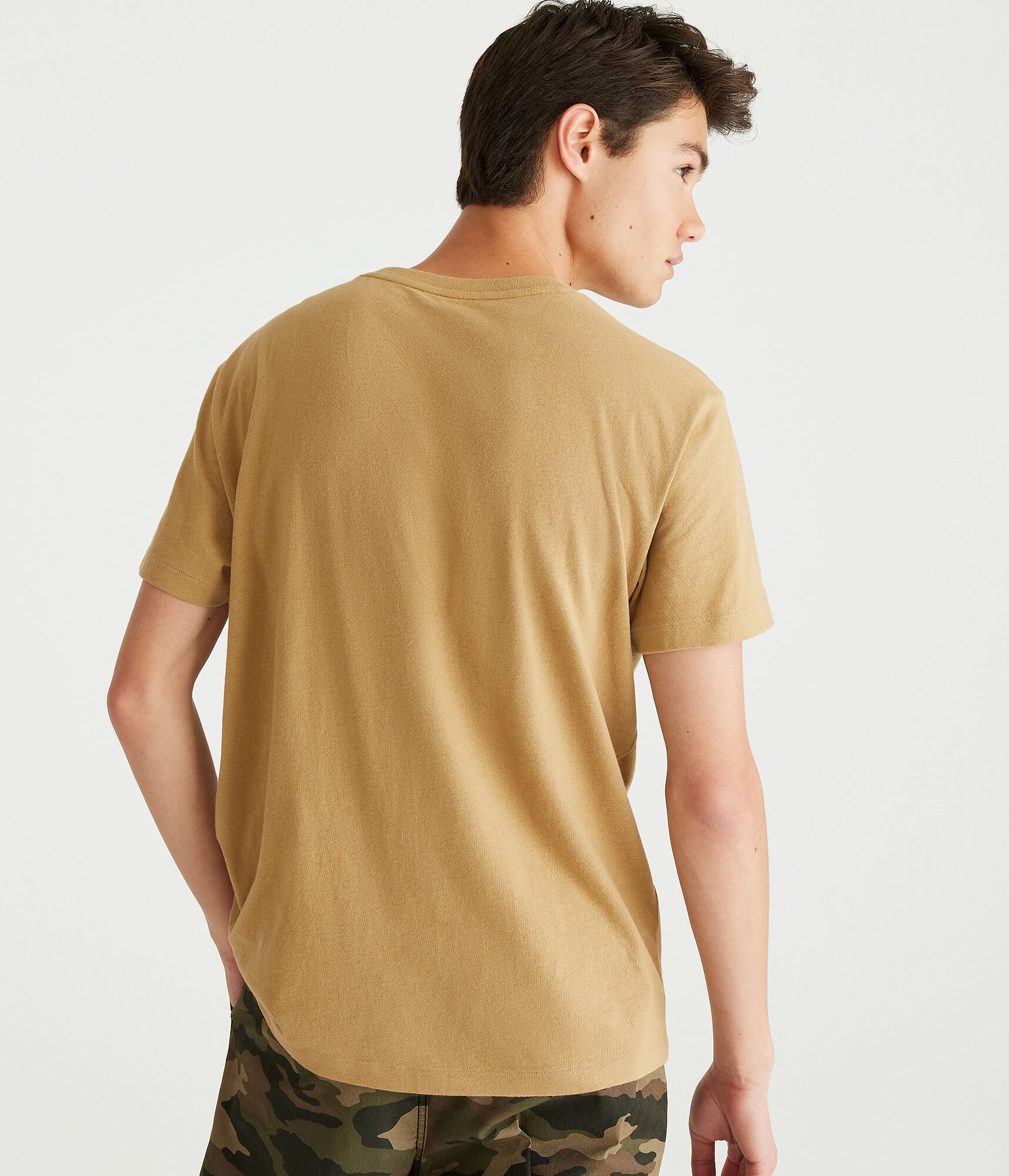 Aero Rose Box Logo Appliqu&eacute; Graphic Tee