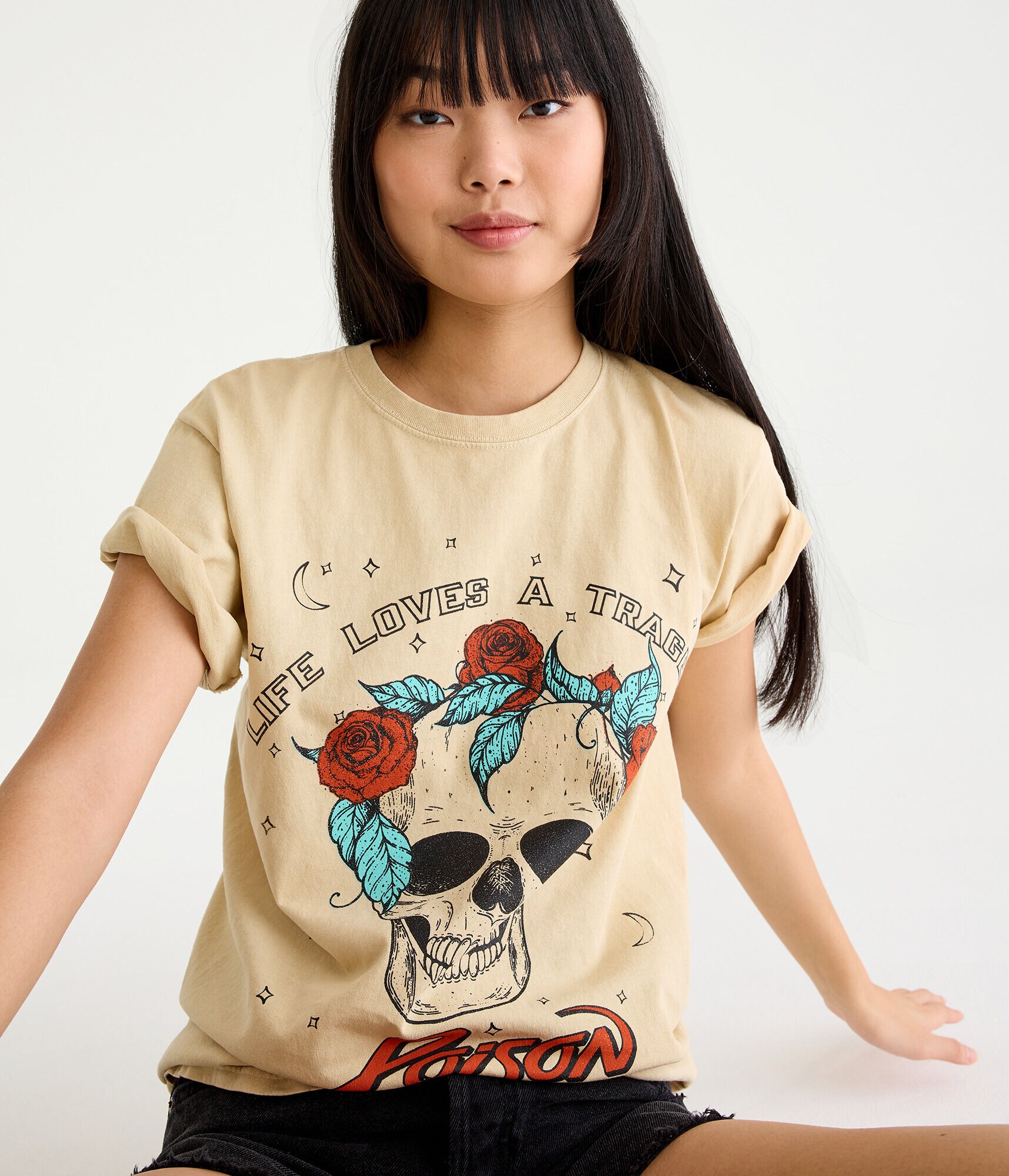 Poison Rose Skull Boyfriend Graphic Tee