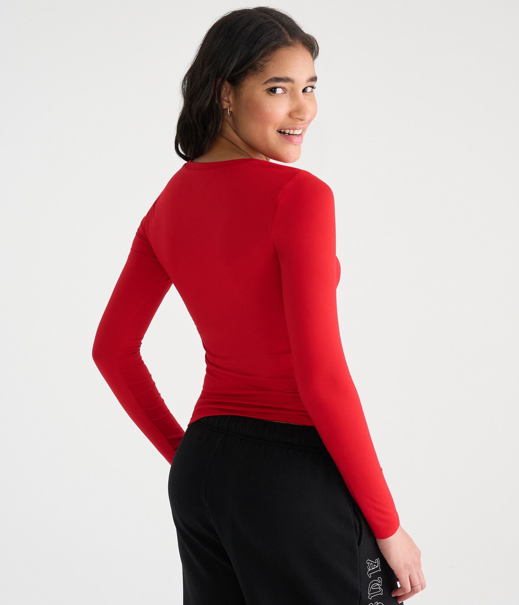 D&eacute;j&agrave; For Aero Long Sleeve Buttery Soft Crew Tee