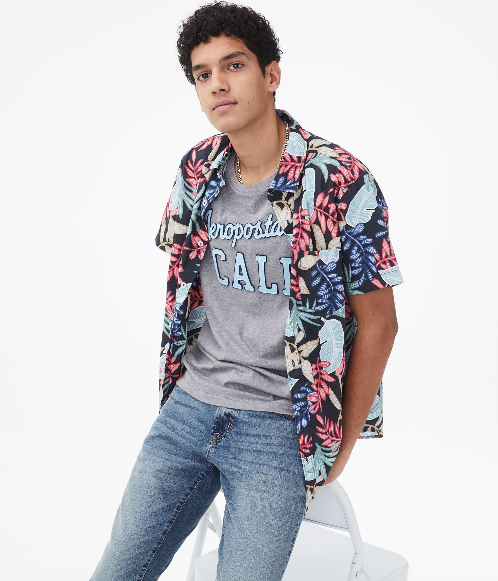 Aeropostale Cali Logo Appliqu&eacute; Graphic Tee