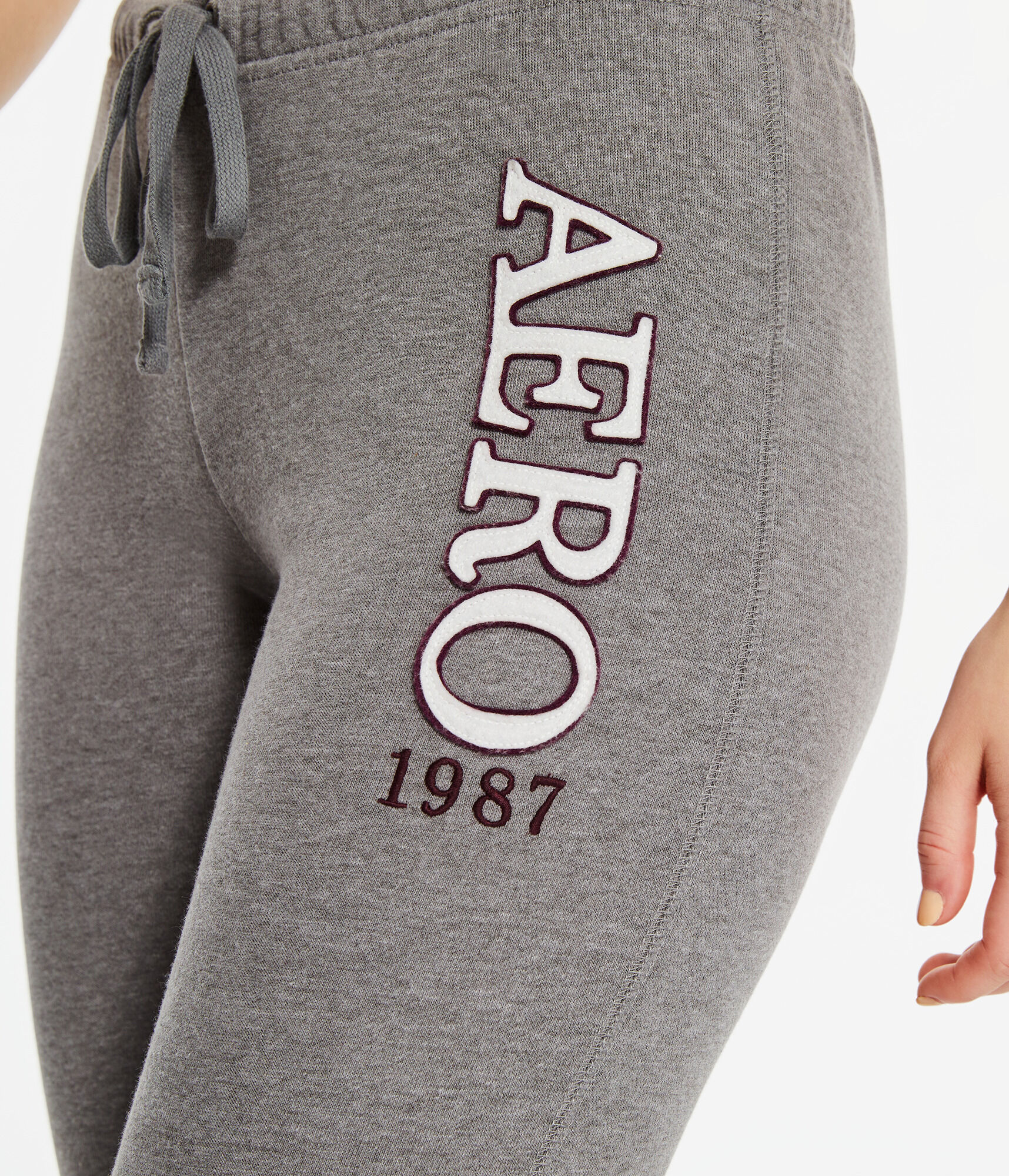 Aero 1987 Mid-Rise Cinched Sweatpants