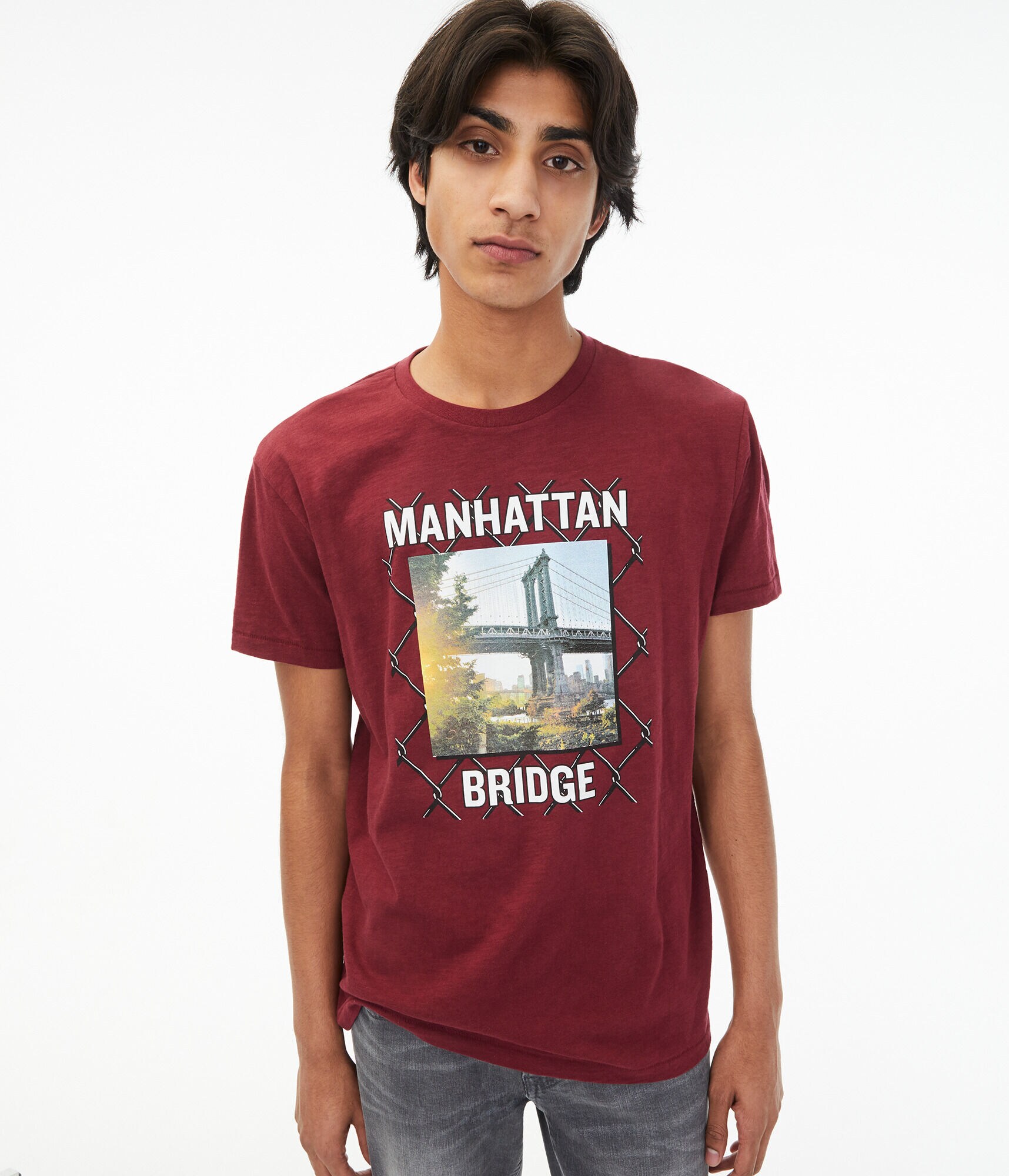 Manhattan Bridge Graphic Tee