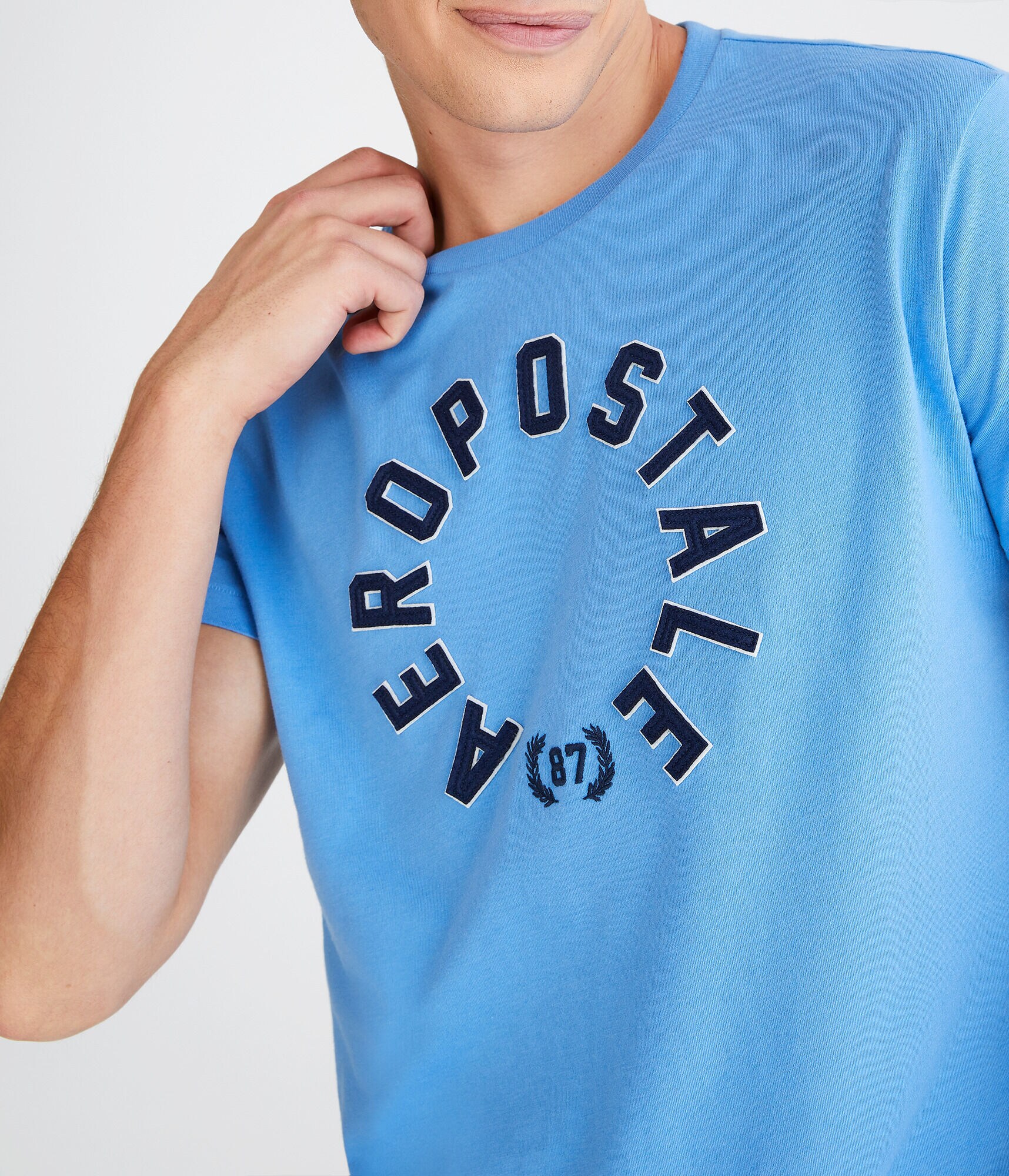 Aeropostale Circle Appliqu&eacute; Graphic Tee