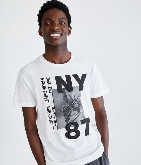 Statue of Liberty Graphic Tee Statue of Liberty Graphic Tee