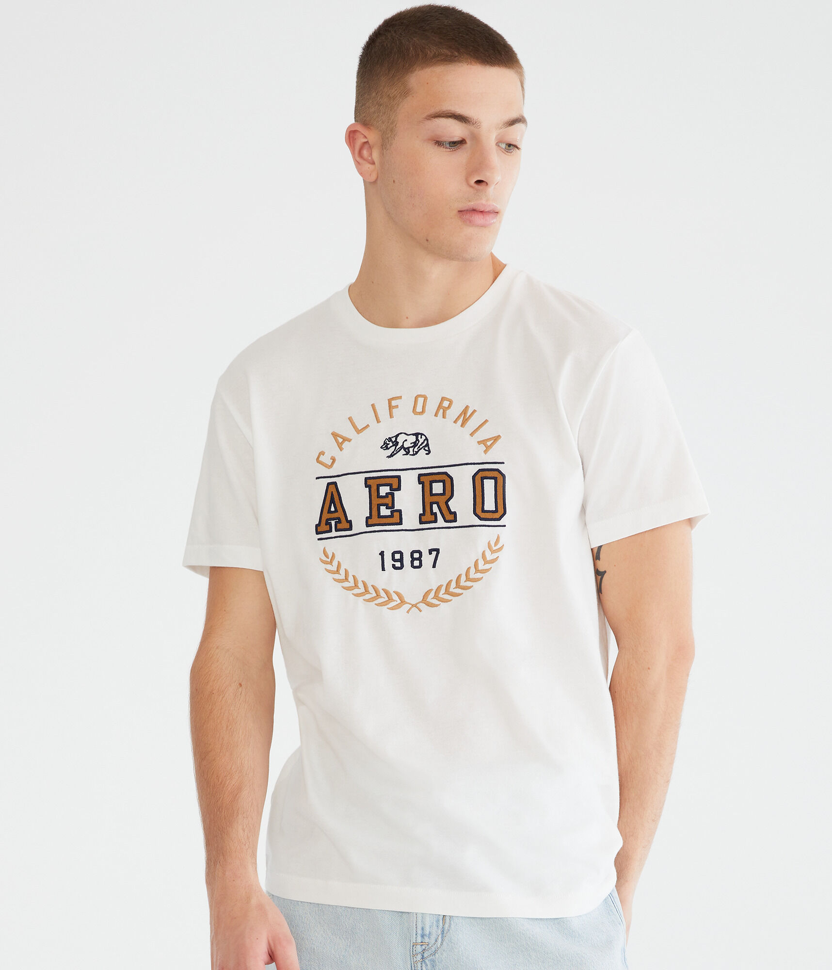 Aero California Bear Appliqu&eacute; Graphic Tee