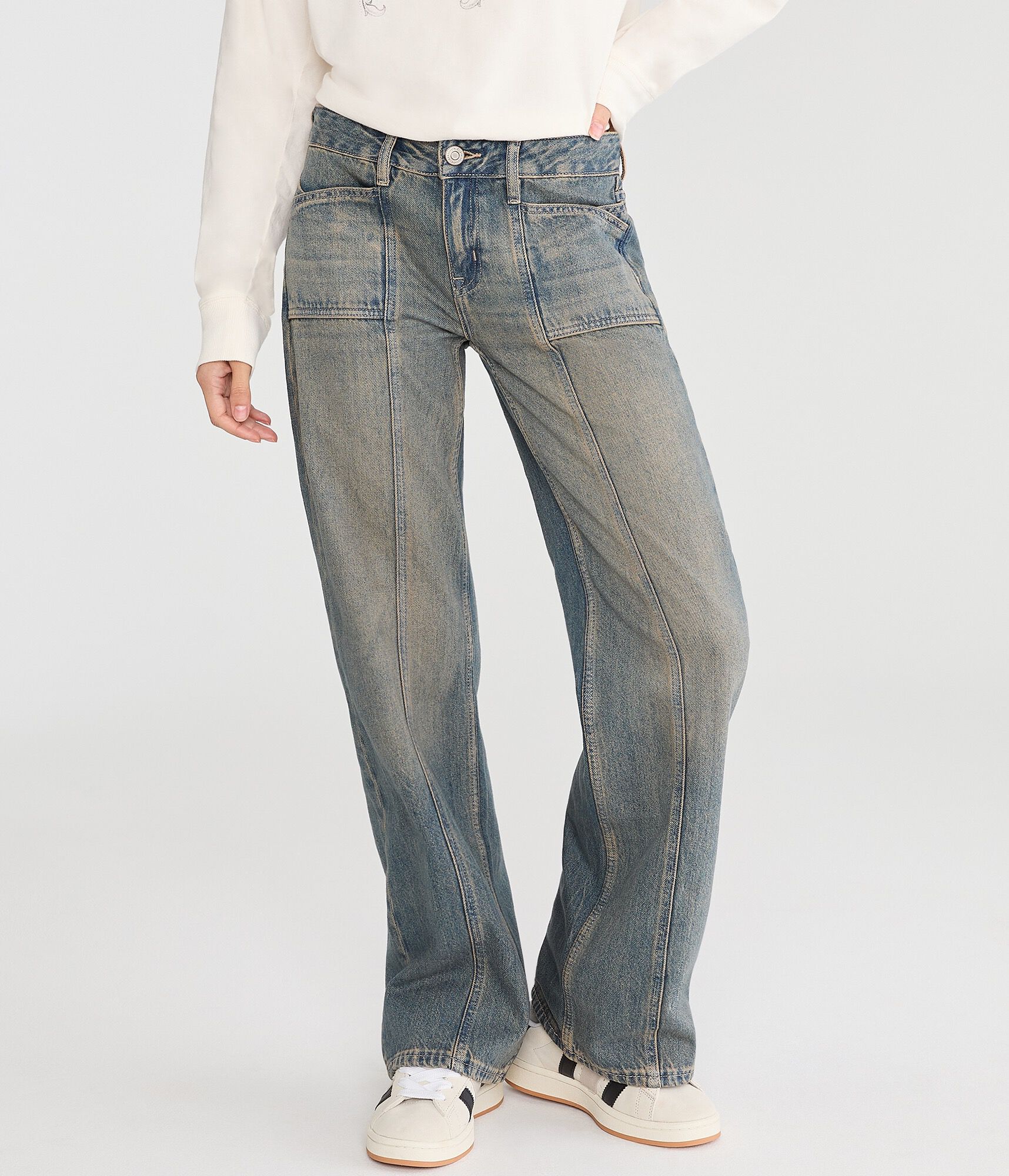 Low-Rise Baggy Wide Leg Seamed Jean