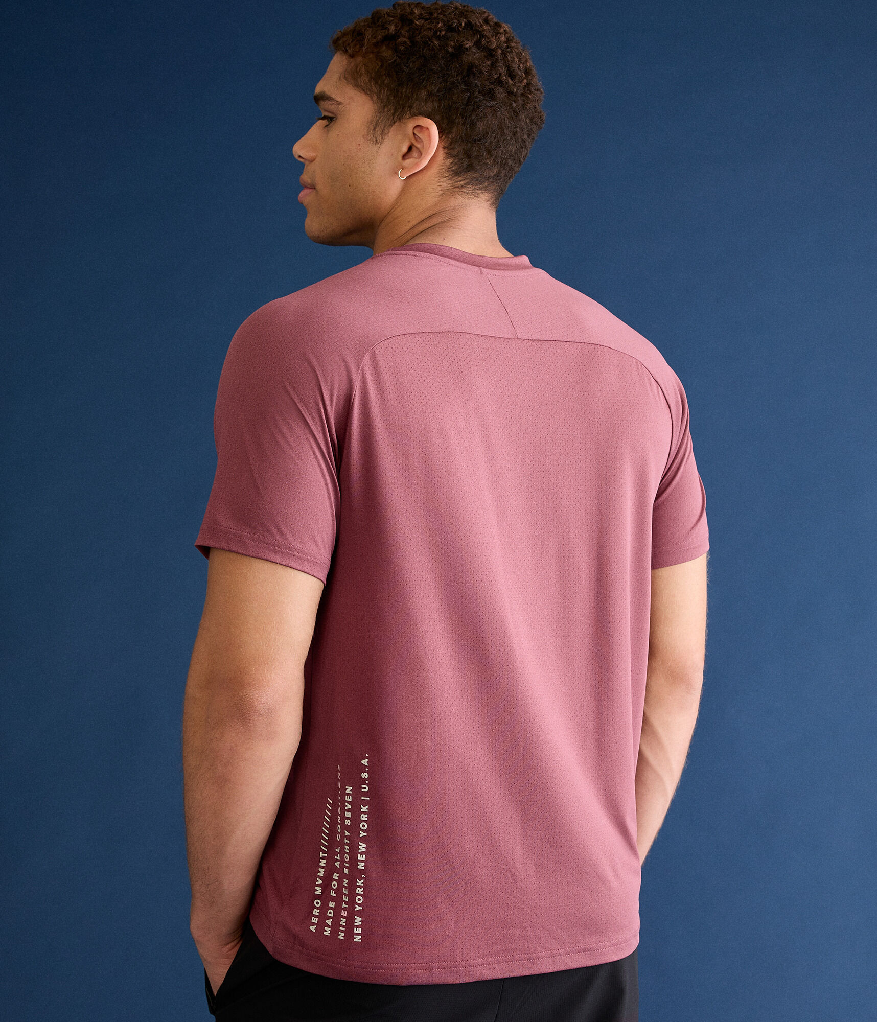 Aero MVMNT Raglan Crew Tee