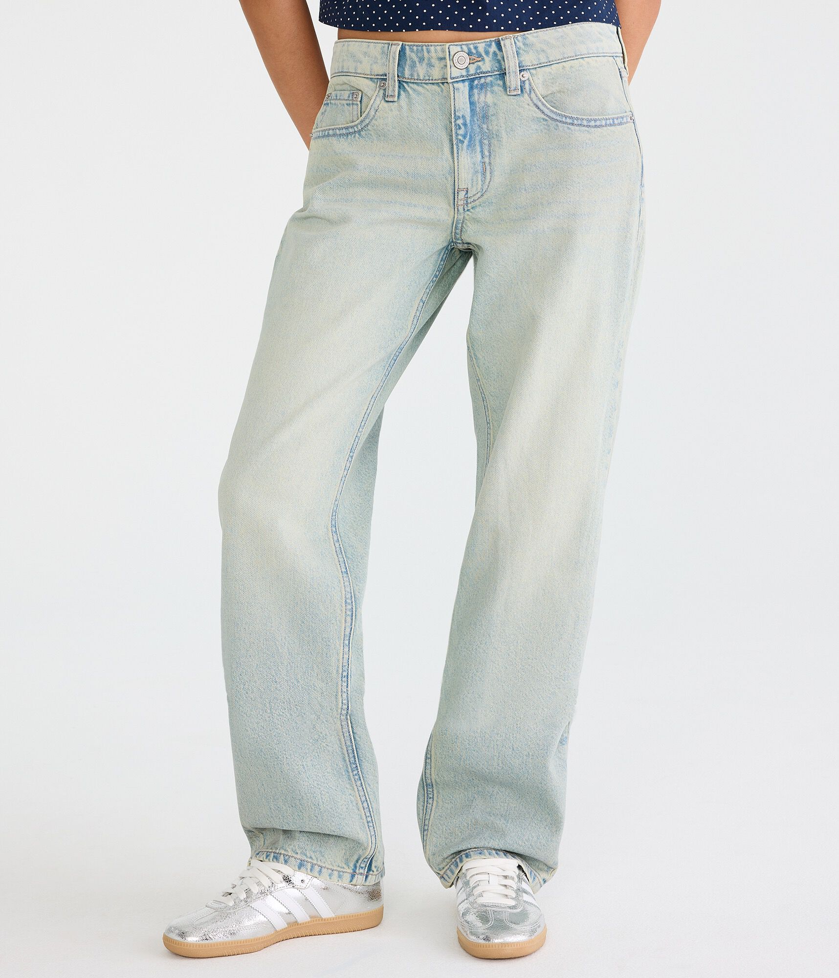 Low-Rise Baggy Jean
