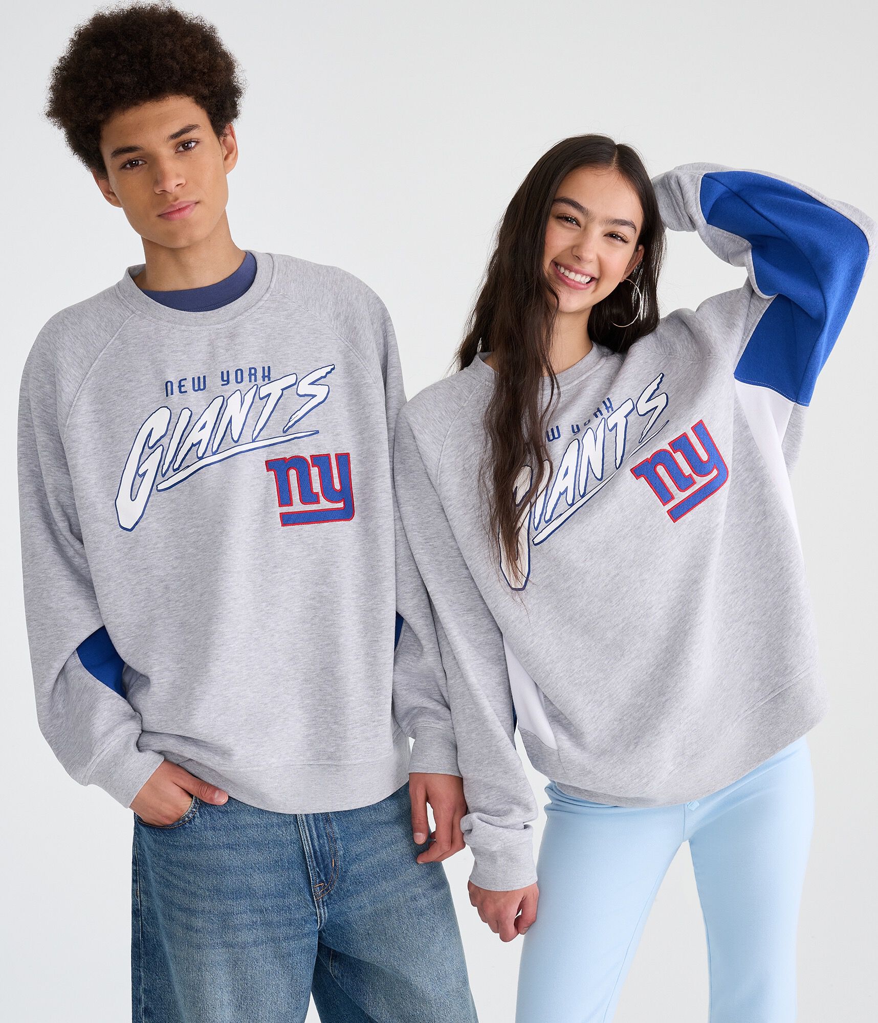 New York Giants Colorblock Crew Sweatshirt