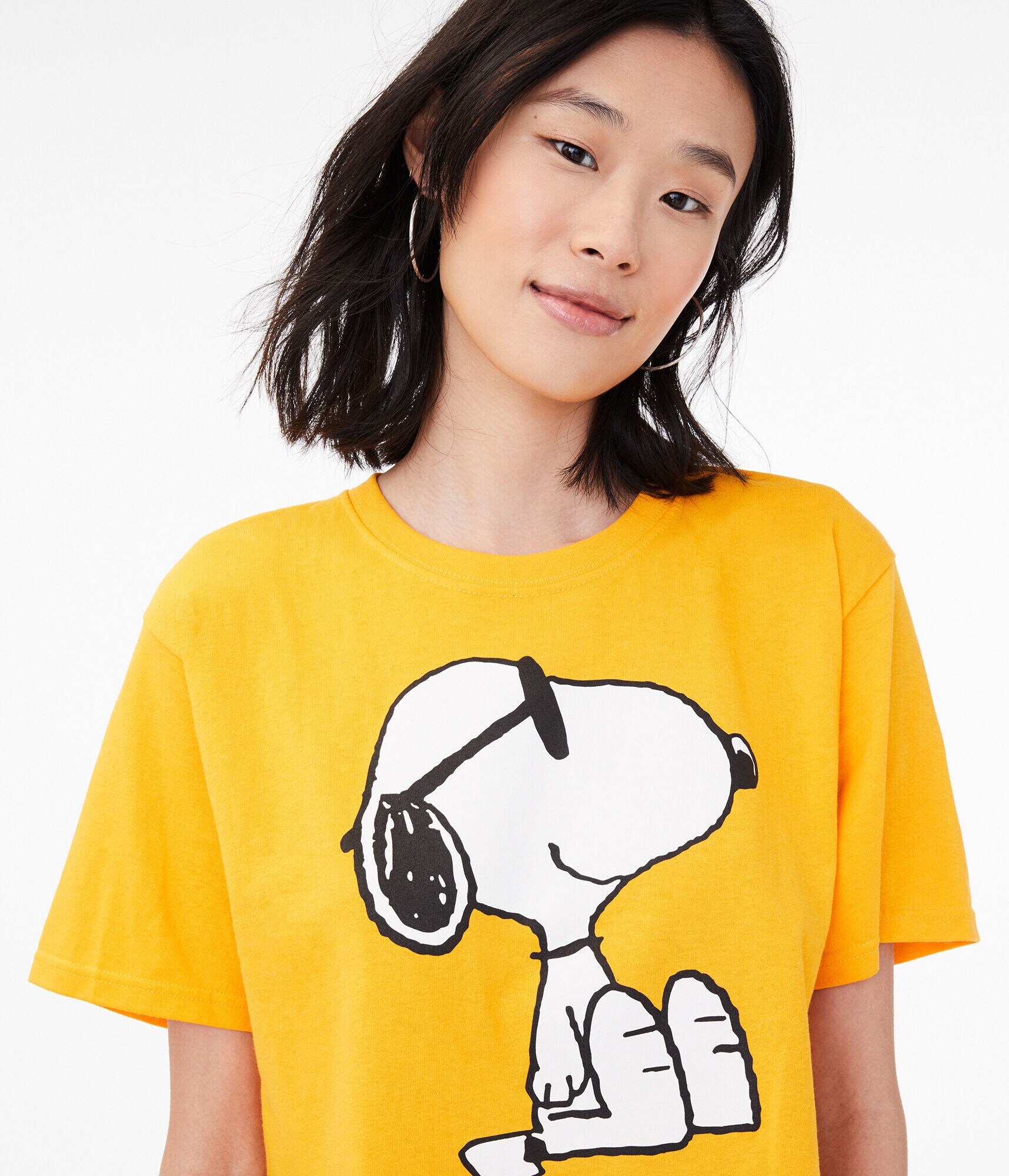 Sunglasses Snoopy Cropped Graphic Tee***
