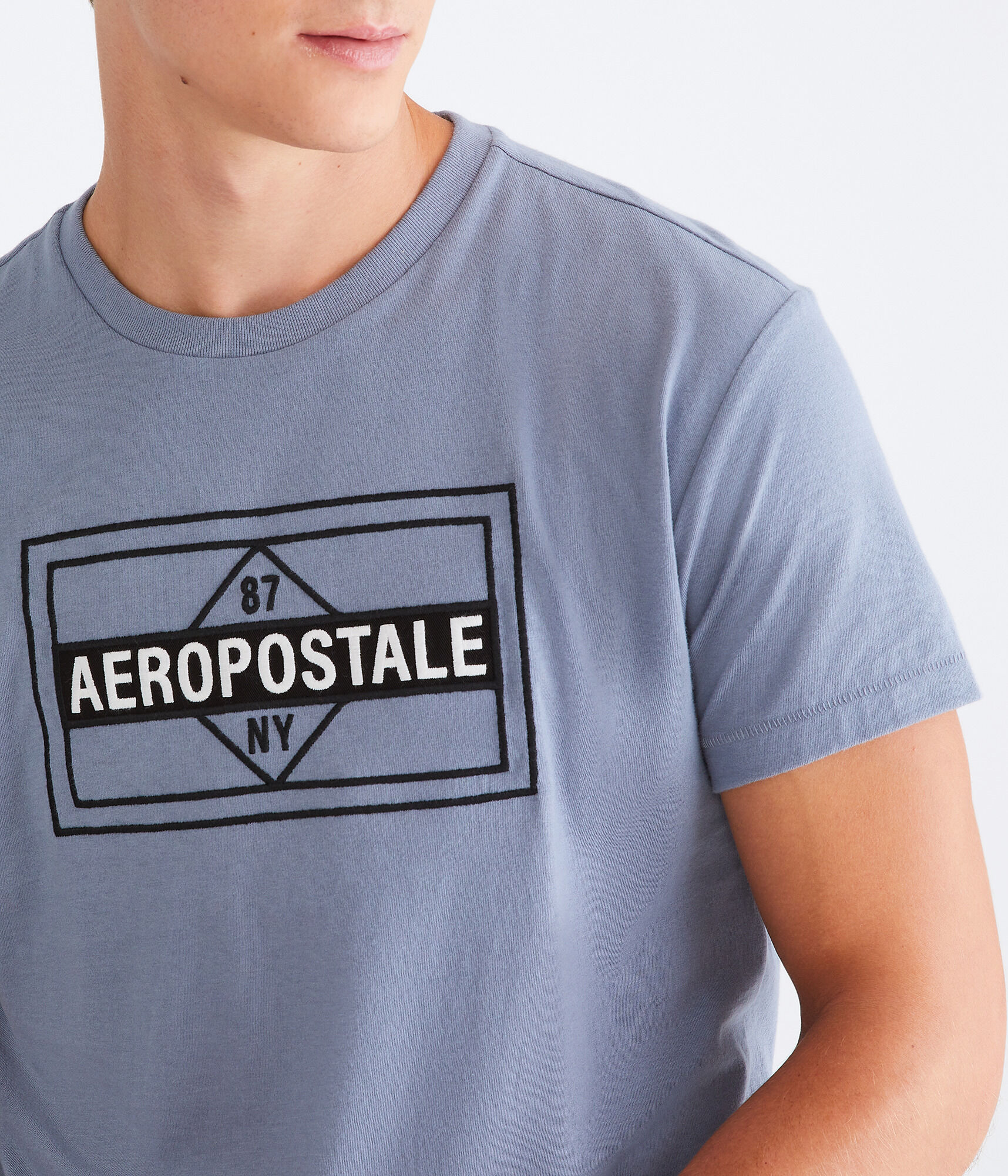 Aeropostale 87 Diamond Appliqu&eacute; Graphic Tee