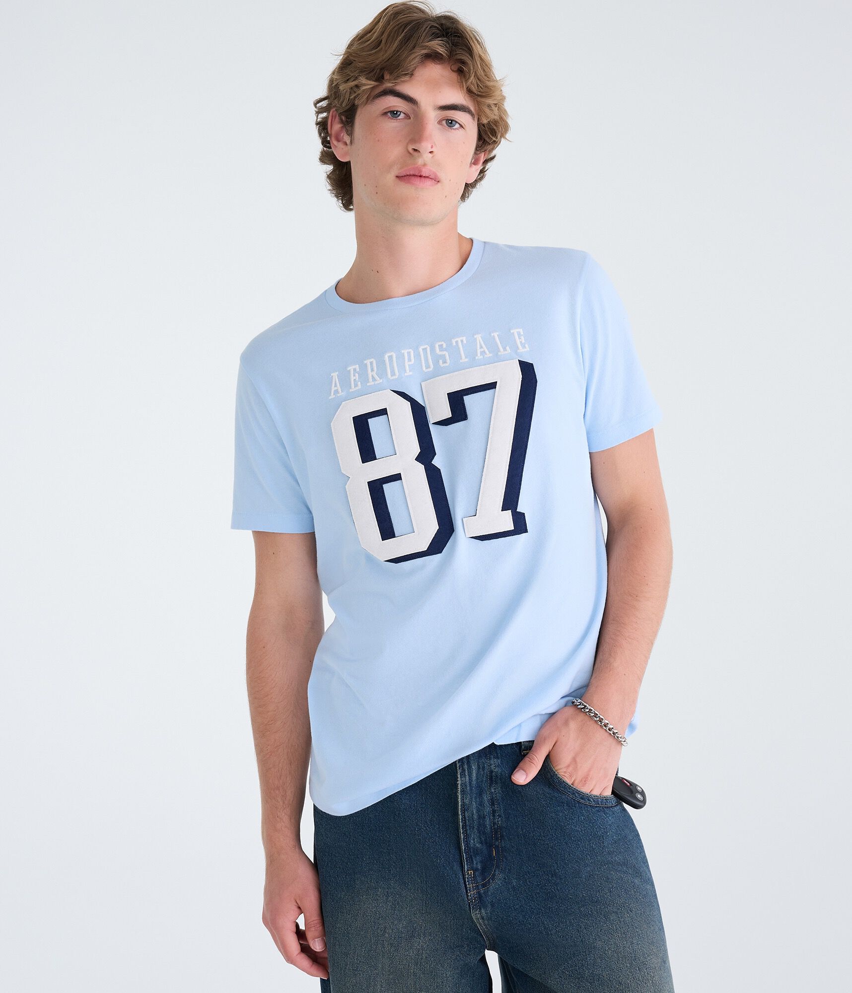 Aeropostale Large 87 Appliqu&eacute; Graphic Tee
