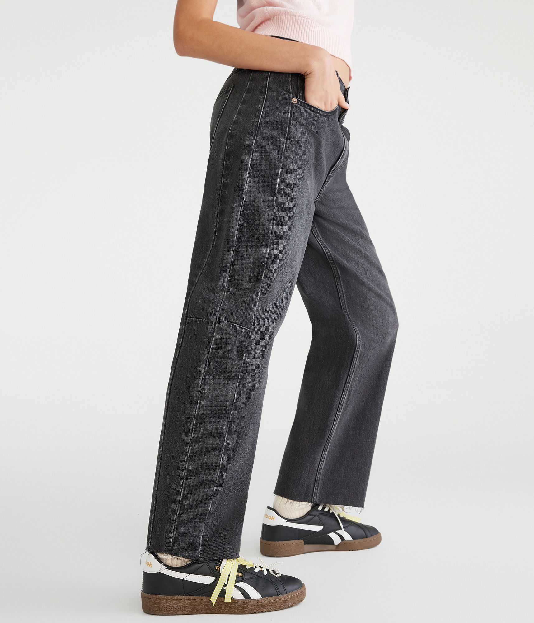 Mid-Rise Barrel Leg Jean